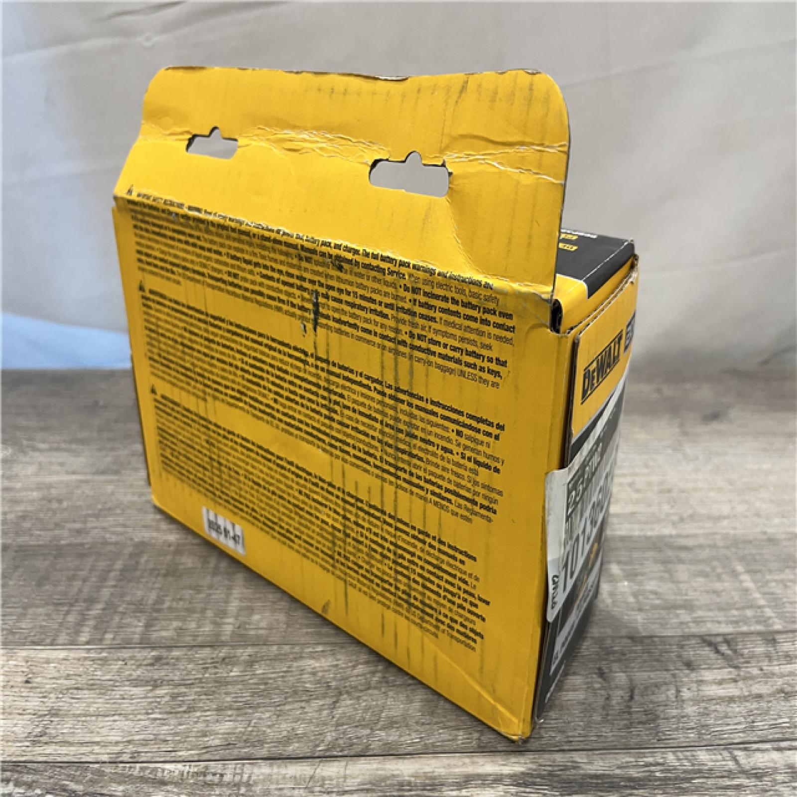 NEW - DEWALT 20V MAX XR POWERSTACK Lithium-Ion Battery Starter Kit with 3.5Ah Battery and Charger