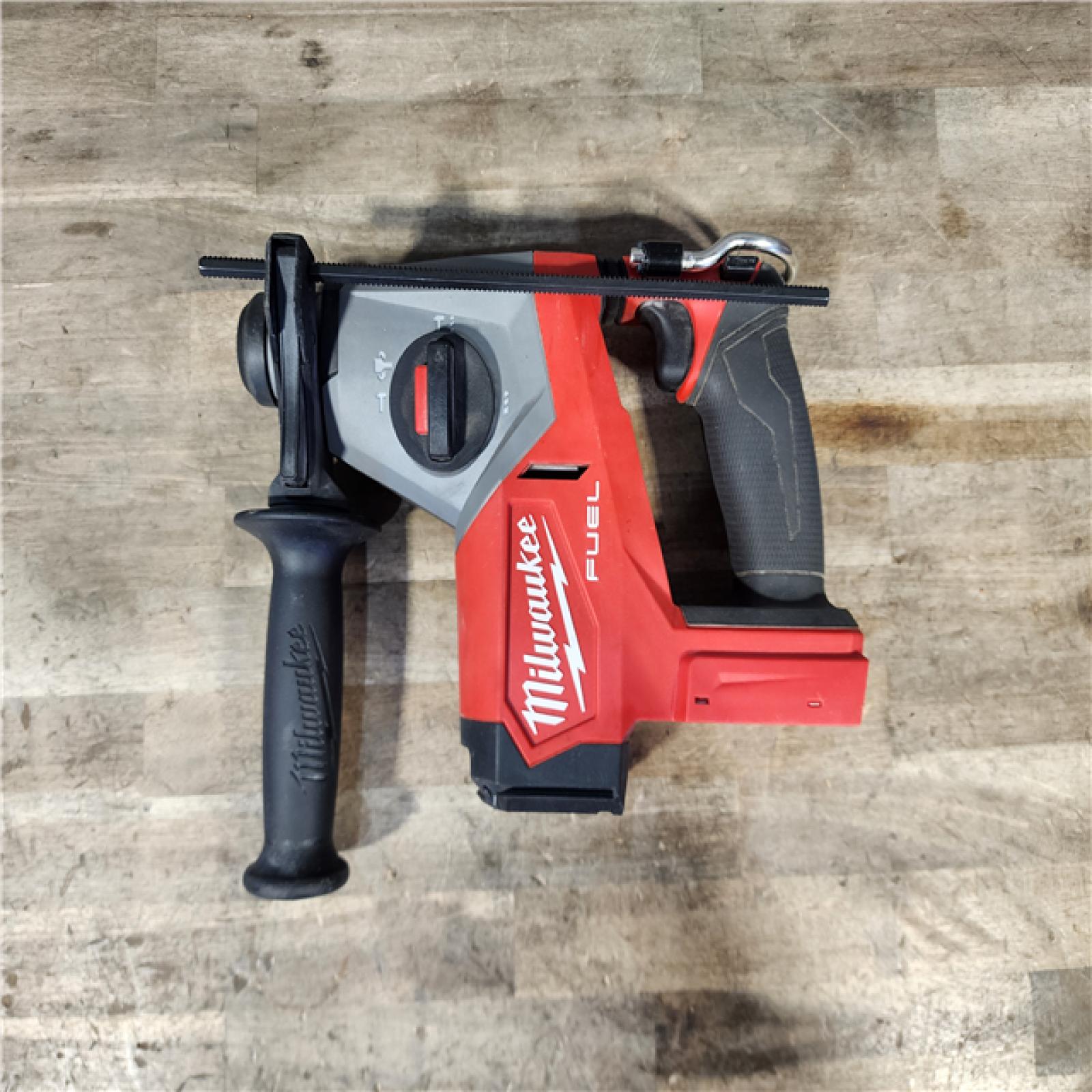 HOUSTON LOCATION - AS-IS Milwaukee M18 FUEL 18V Lithium-Ion Brushless Cordless 5/8 in. SDS-Plus Rotary Hammer (Tool-Only)