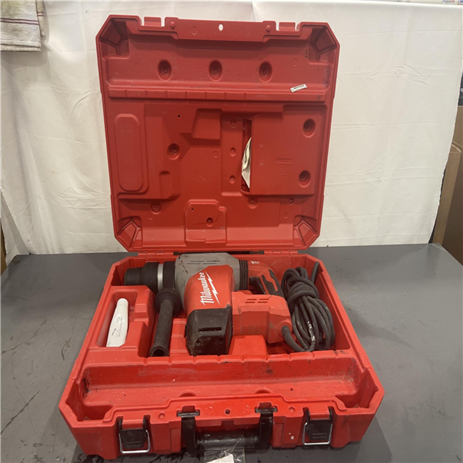 AS-IS- Milwaukee 1-9/16 in. SDS-Max Rotary Hammer