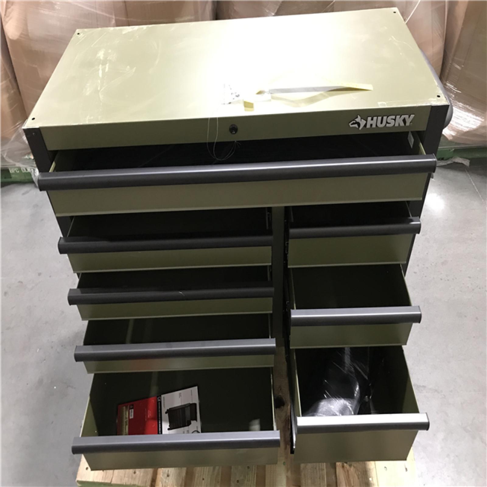 CALIFORNIA AS-IS HUSKY GREEN 8 DRAWER ROLLING TOOL CHEST