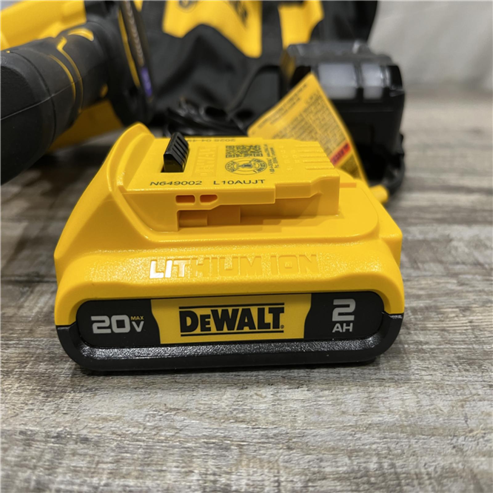 AS-IS DEWALT ATOMIC 20V MAX Lithium Ion Cordless 23 Gauge Pin Nailer Kit