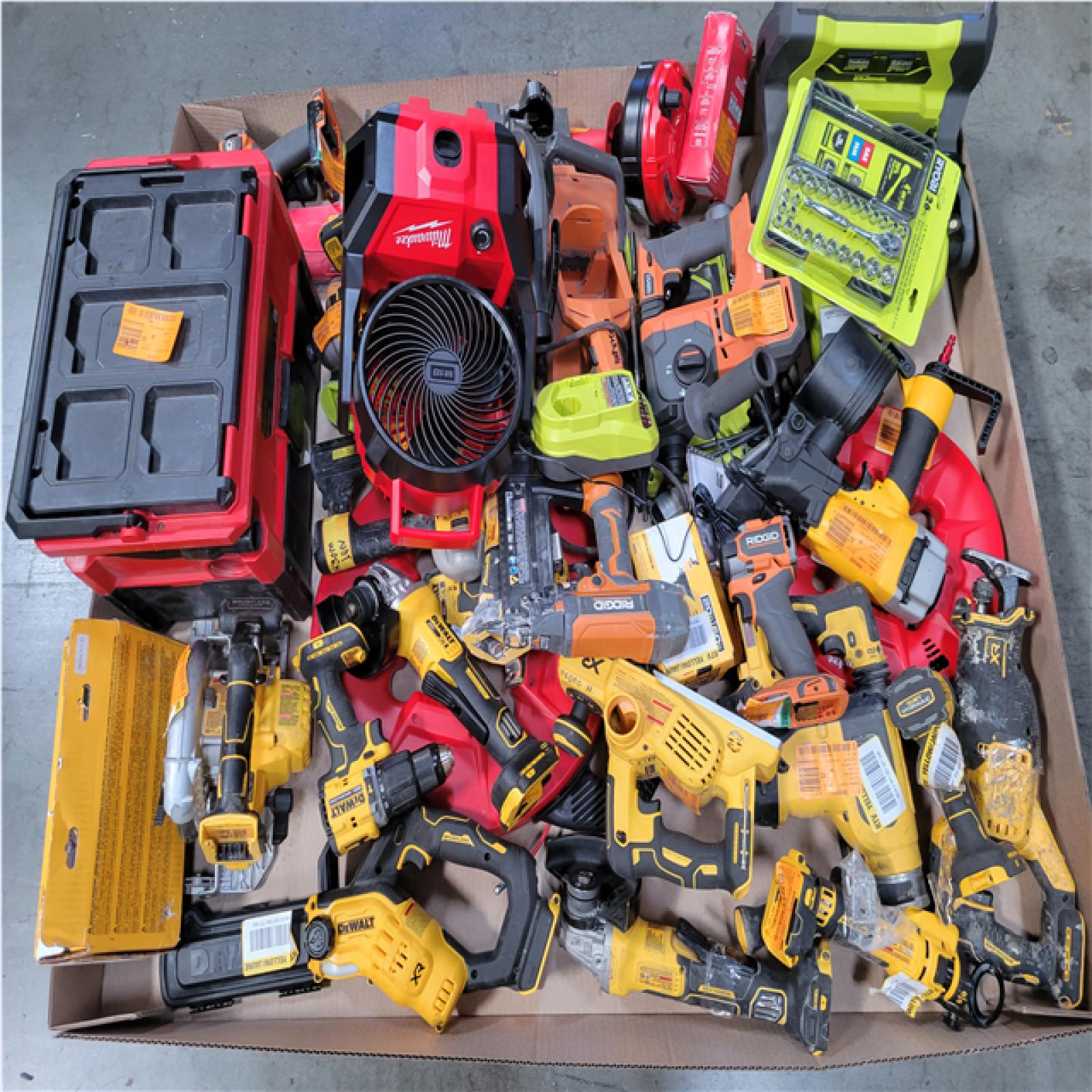CALIFORNIA AS-IS TOOL PALLET