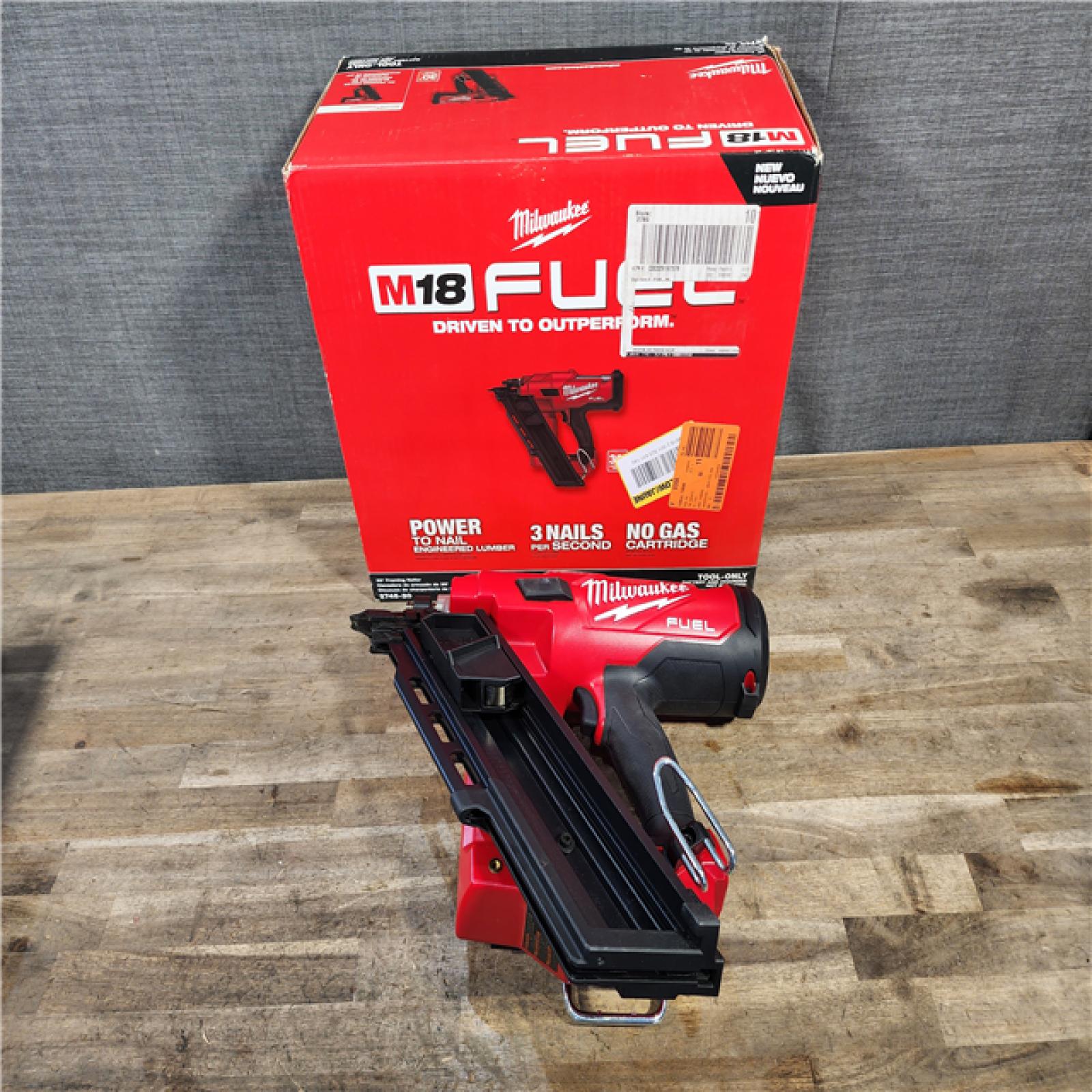 HOUSTON LOCATION - AS-IS (APPEARS LIKE NEW) Milwaukee M18 FUEL 30 Degree Framing Nailer (TOOL ONLY)