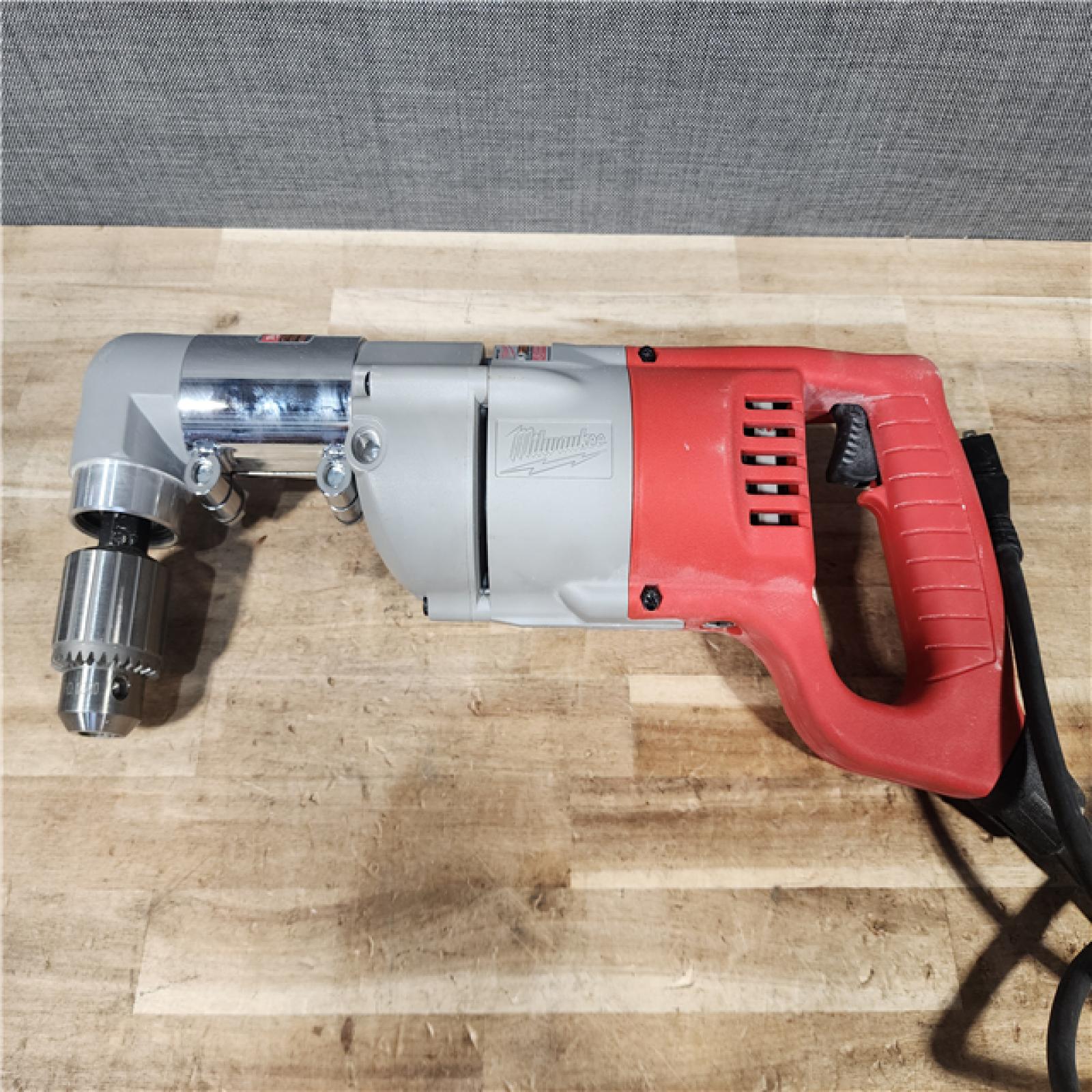 HOUSTON LOCATION - AS - IS Milwaukee  7 Amp Corded 1/2 in. Corded Right-Angle Drill Kit with Hard Case