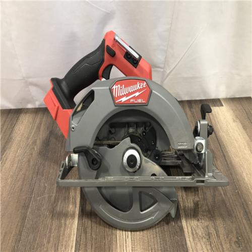 AS-IS Milwaukee FUEL 18V Lithium-Ion Brushless Cordless 7-1/4 in. Circular Saw (Tool-Only)
