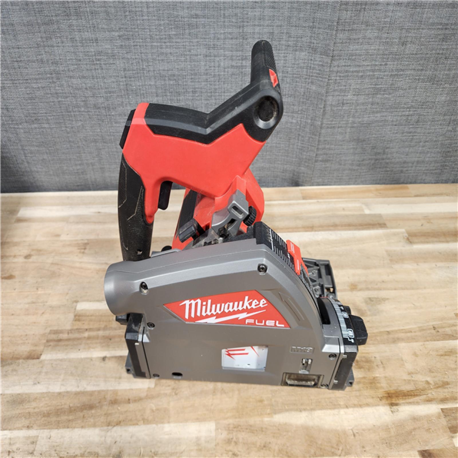 HOUSTON LOCATION - AS-IS Milwaukee FUEL 18V Lithium-Ion Cordless Brushless 6-1/2 in. Plunge Cut Track Saw (Tool-Only)