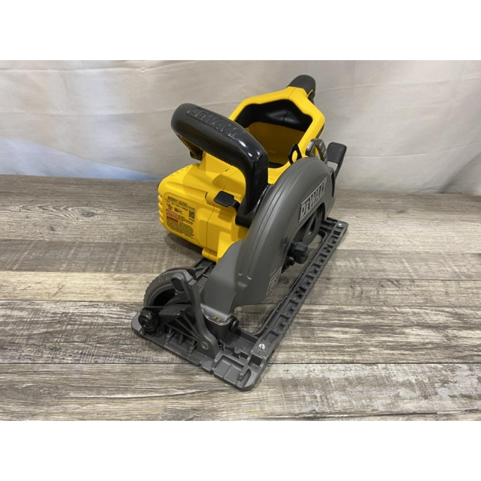 AS-IS DEWALT FLEXVOLT 60V MAX Cordless Brushless 7-1/4 in. Wormdrive Style Circular Saw (Tool Only)
