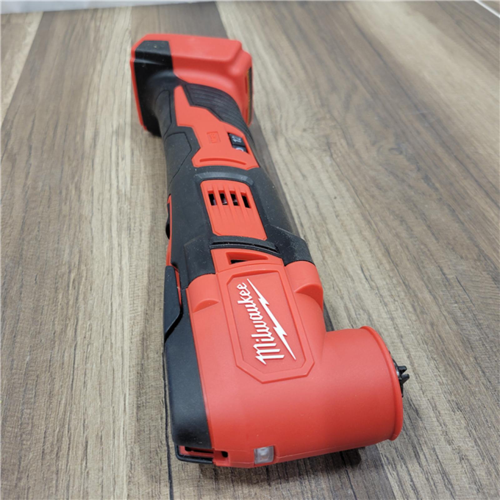 AS-IS Milwaukee 2626-20 M18 Lithium-Ion Cordless Multi-Tool (Tool Only)