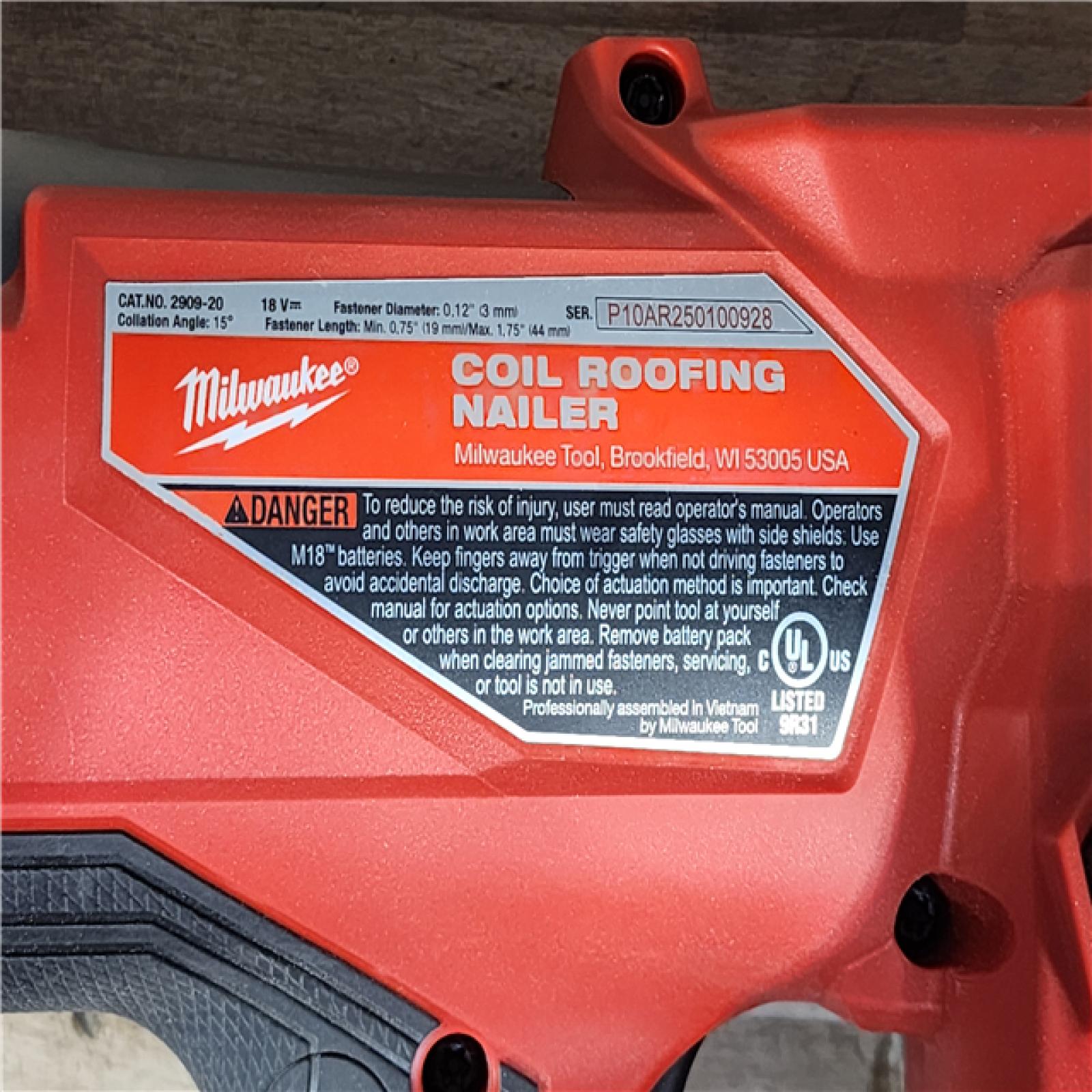 HOUSTON LOCATION - AS-IS Milwaukee FUEL 18-Volt Lithium-Ion Brushless Cordless Coil Roofing Nailer (Tool Only)
