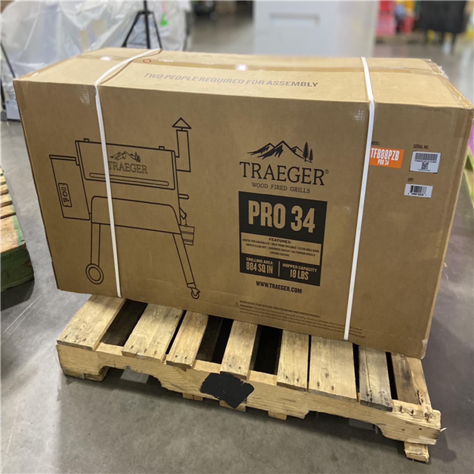 DALLAS LOLCATION - Traeger Pro Series 34-Pellet Grill and Smoker in Bronze