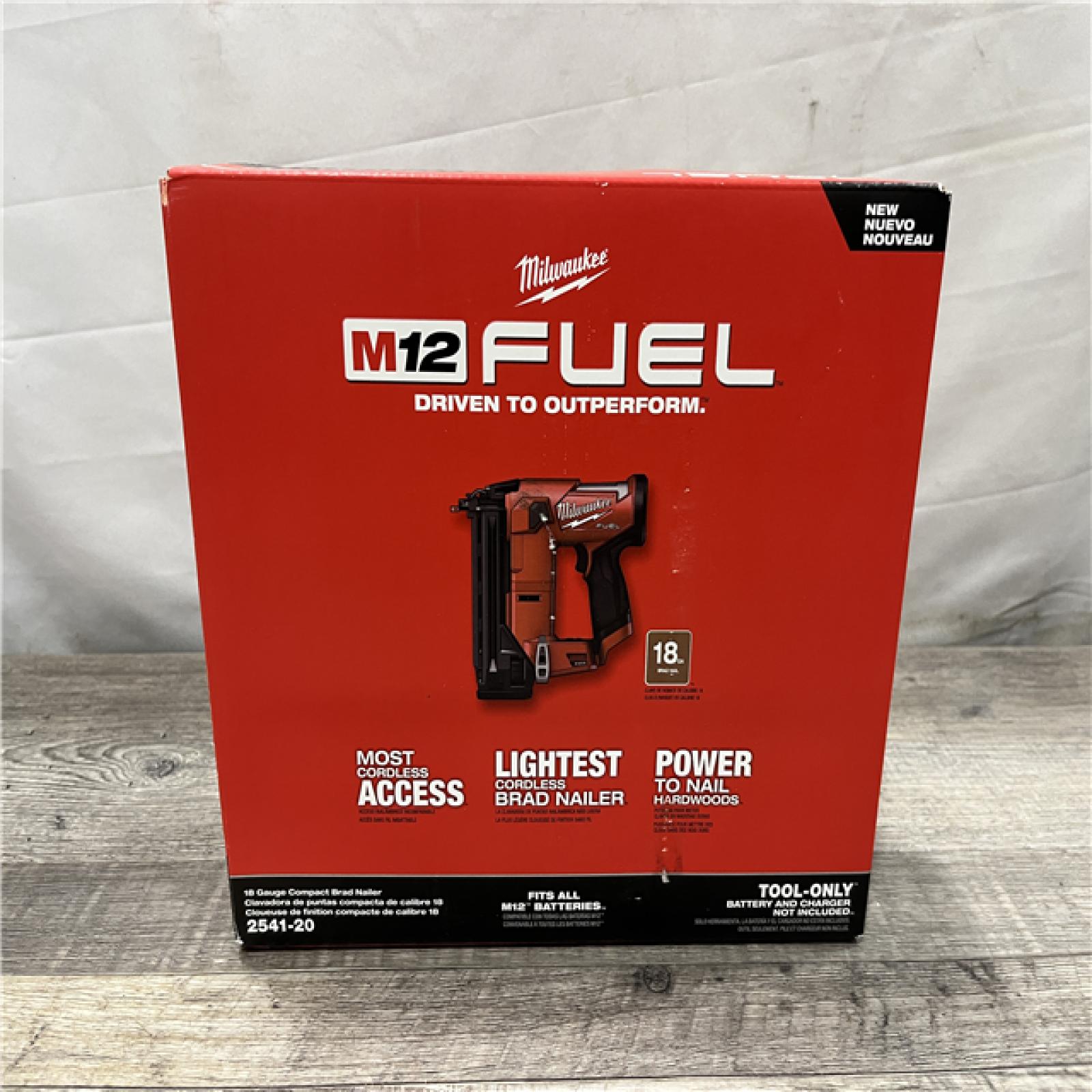 NEW - Milwaukee FUEL 12-Volt Lithium-Ion Brushless Cordless 18-Gauge 1-1/2 in. Compact Brad Nailer (Tool Only)