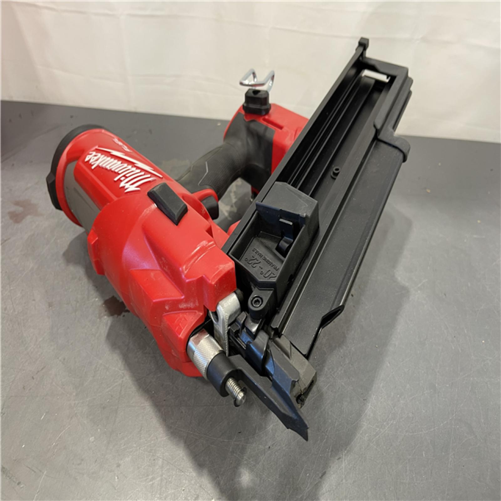 AS-IS - Milwaukee M18 FUEL 3-1/2 in. 18-Volt 21-Degree Lithium-Ion Brushless Cordless Framing Nailer