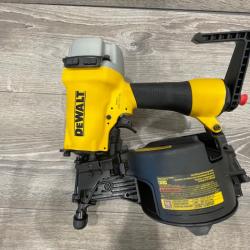 AS-IS DEWALT DW66C-1 2-1/2 Inch 15 Degree Coil Siding and Fencing Nailer