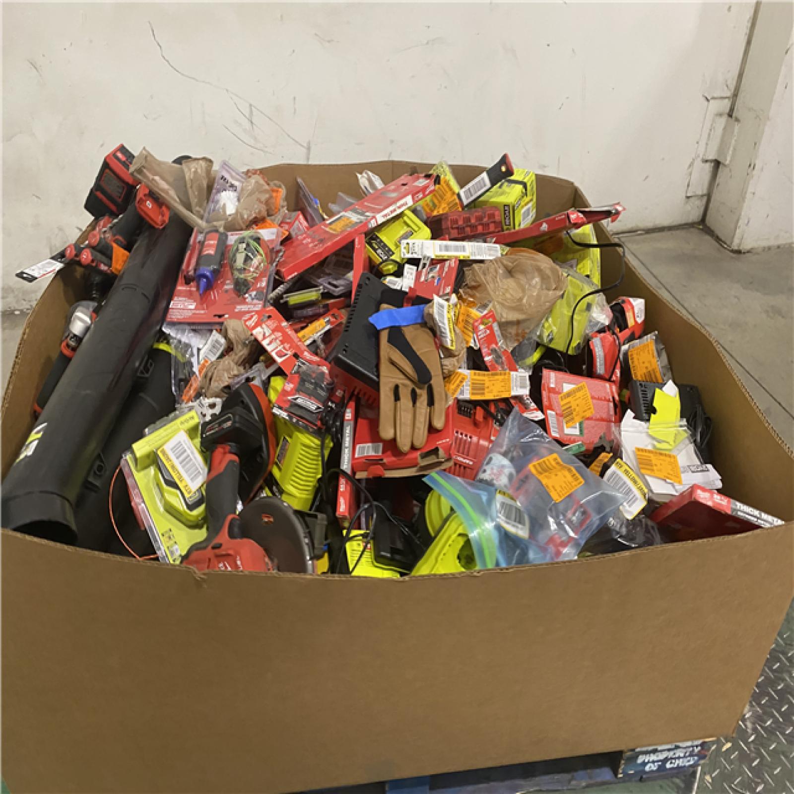 Dallas Location - As-Is Tool Pallet