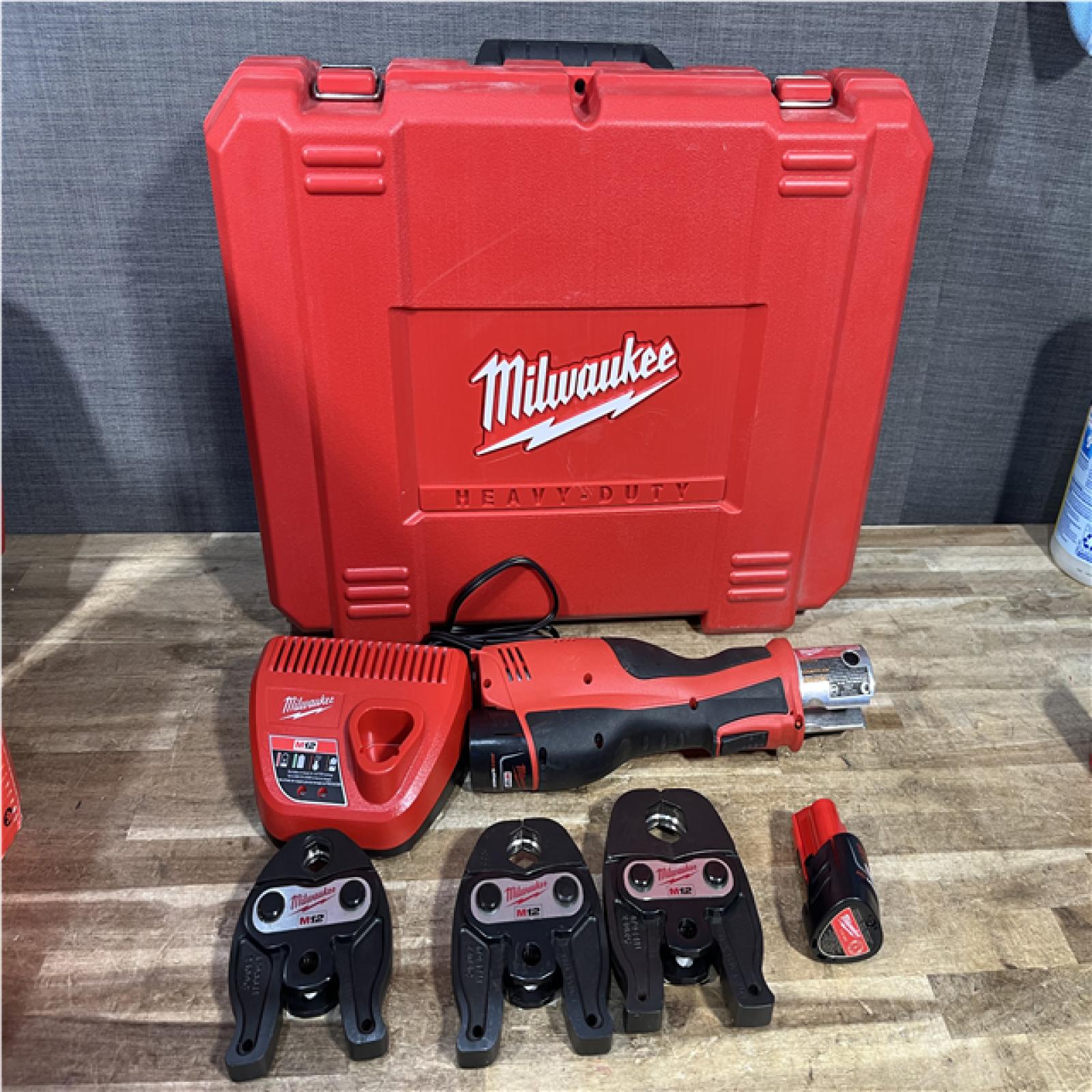 Houston Location AS-IS Milwaukee 1/2 in. PEX Crimp Jaw for M12 FORCE LOGIC Press Tool