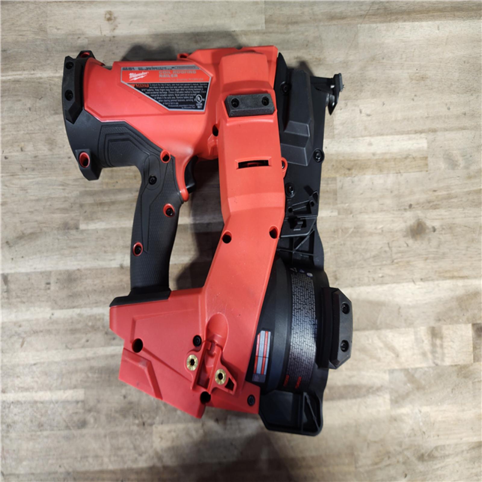 HOUSTON LOCATION - AS-IS Milwaukee M18 FUEL Coil Roofing Nailer (TOOL ONLY)