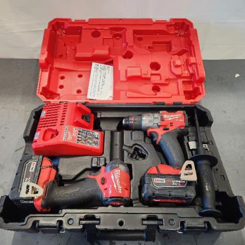 AS-IS- MILWAUKEE FUEL 18V Lithium-Ion Brushless Cordless Hammer Drill and Impact Driver Combo Kit