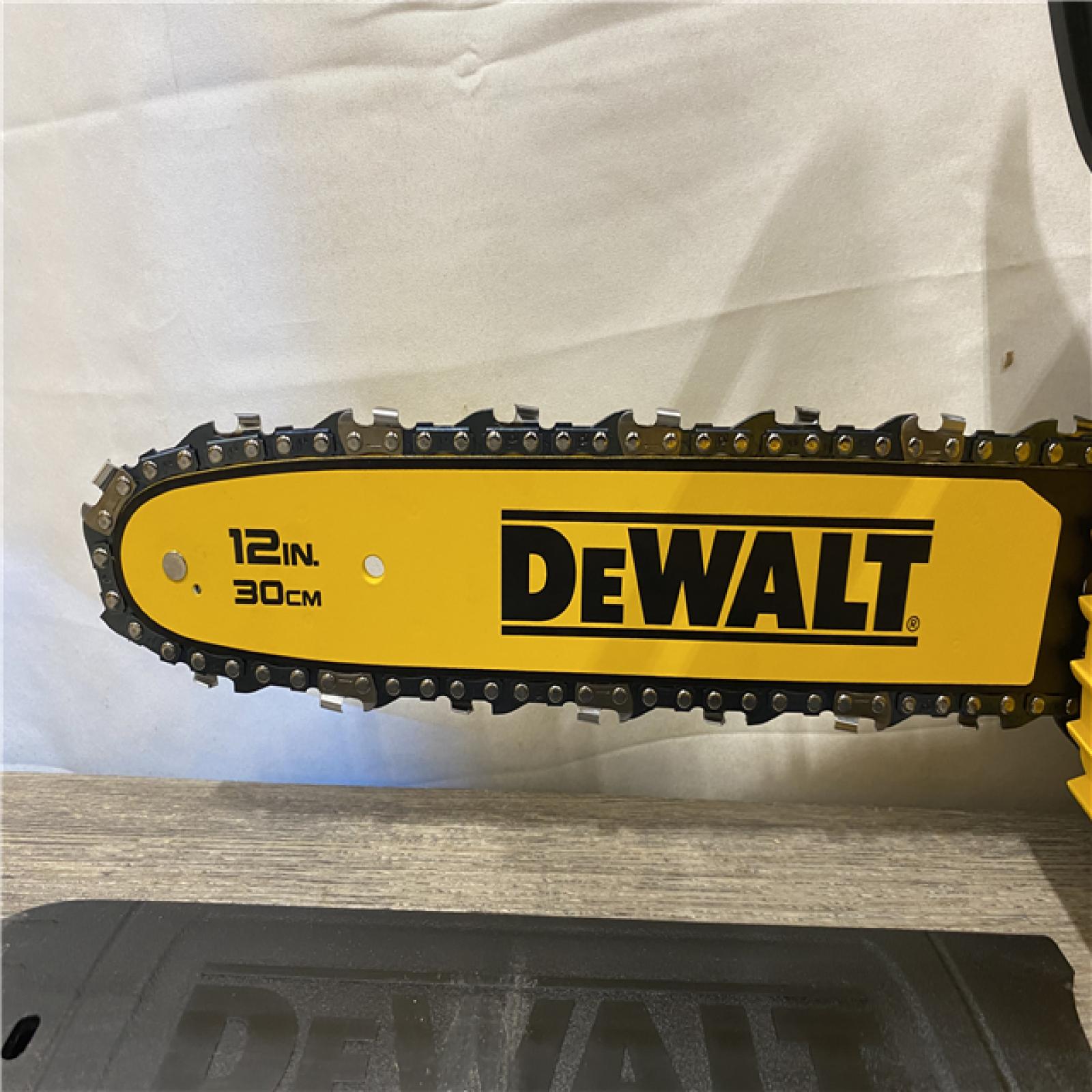 AS-IS DEWALT 20V MAX Compact 12 Brushless Cordless Chainsaw Kit