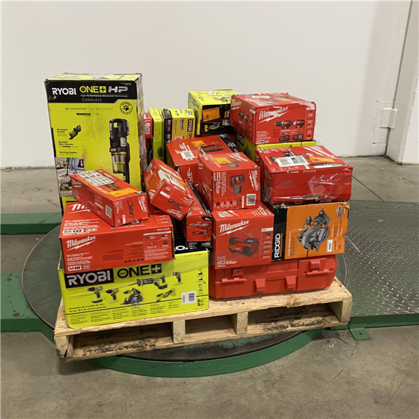 Dallas Location - As-Is Tool Pallet