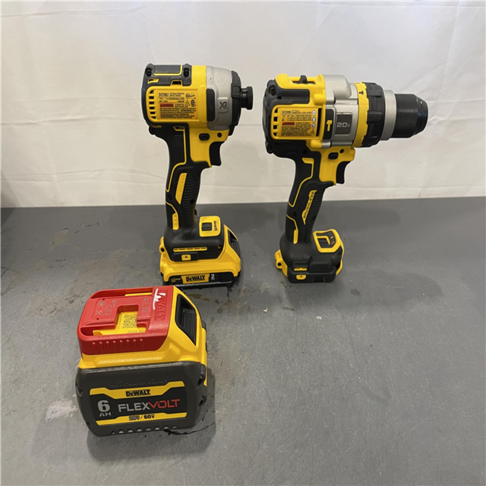 AS-IS - DEWALT 20V MAX Cordless Brushless Hammer Drill/Driver 2 Tool Combo Kit with FLEXVOLT ADVANTAGE