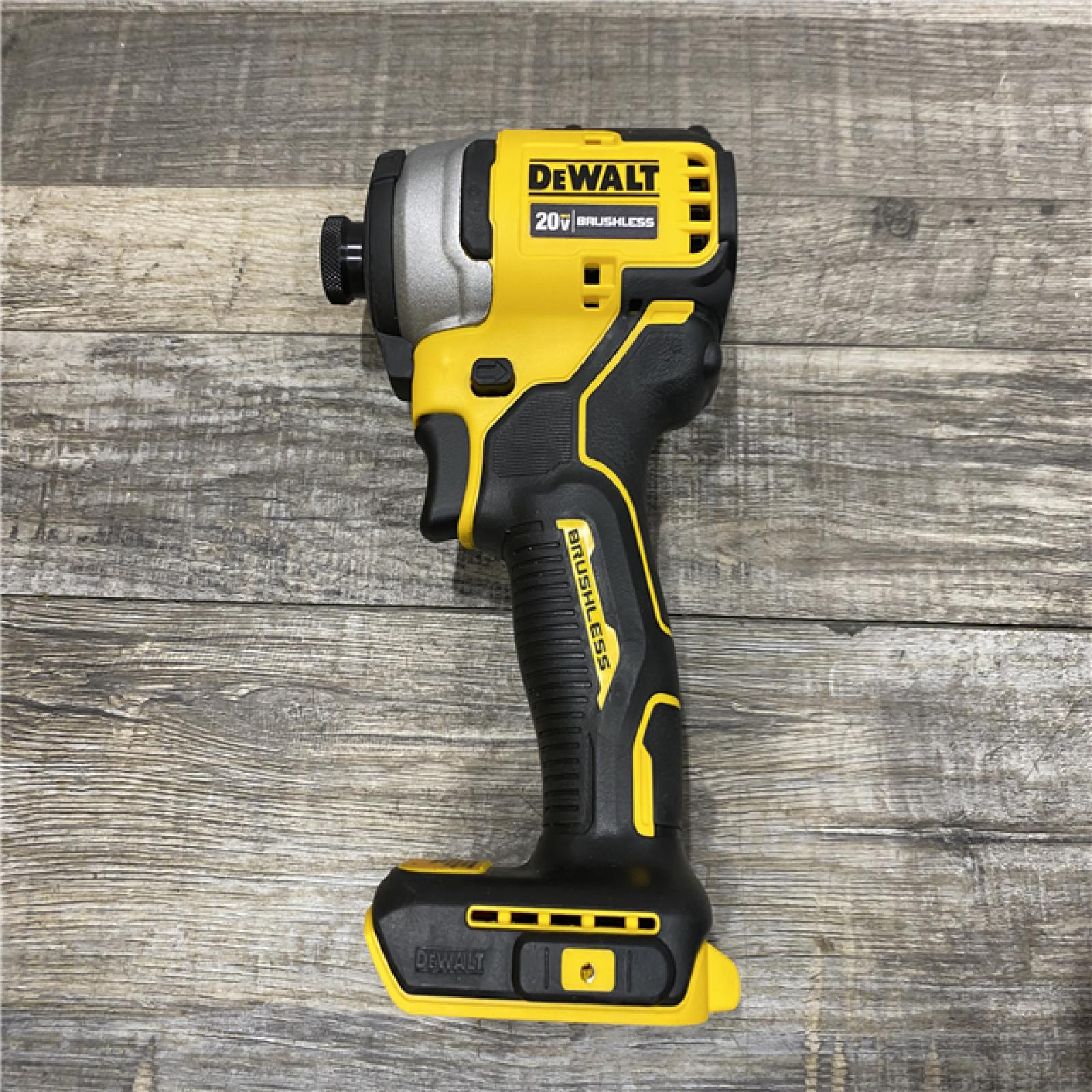 AS-IS DEWALT Atomic 20V Max Lithium-Ion Brushless Cordless Compact 1/4 in. Impact Driver Kit