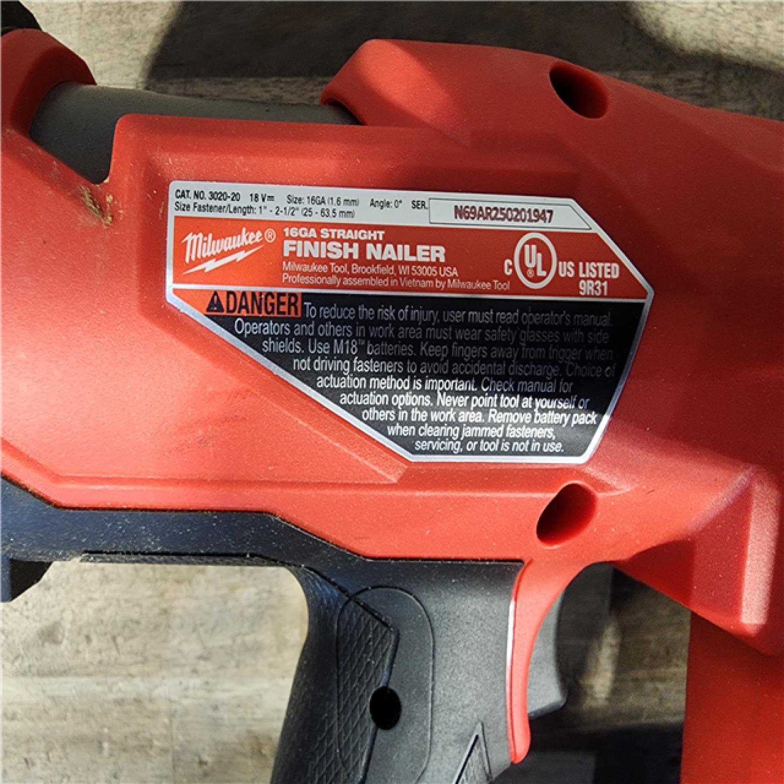 HOUSTON LOCATION - AS-IS MILWAUKEE 16 GAUGE STRAIGHT FINISH NAILER (TOOL ONLY)