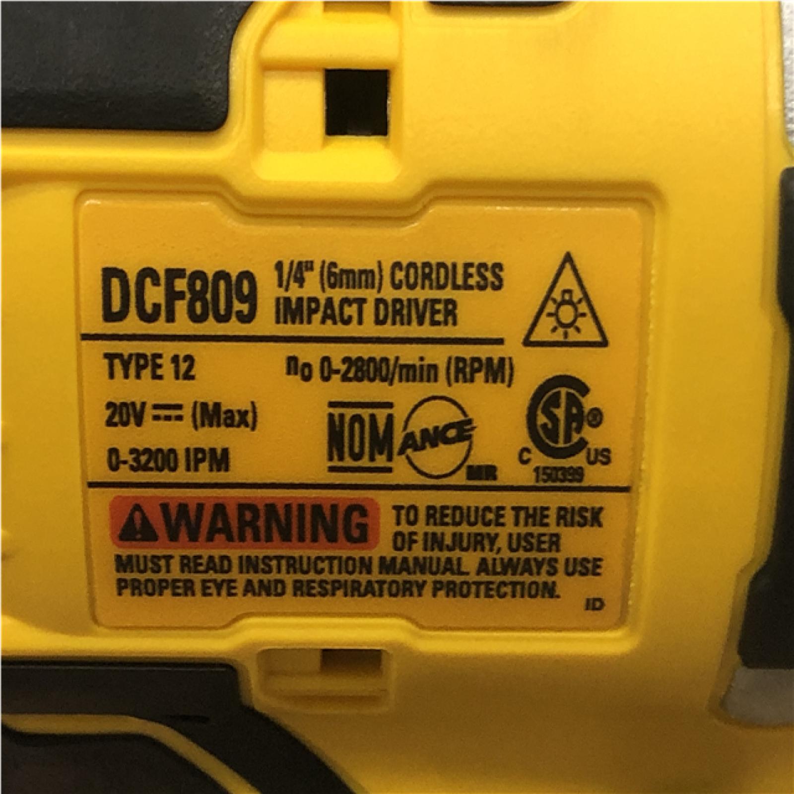 AS-IS DEWALT ATOMIC 20-Volt Lithium-Ion Cordless Brushless (4-Tool) Combo Kit