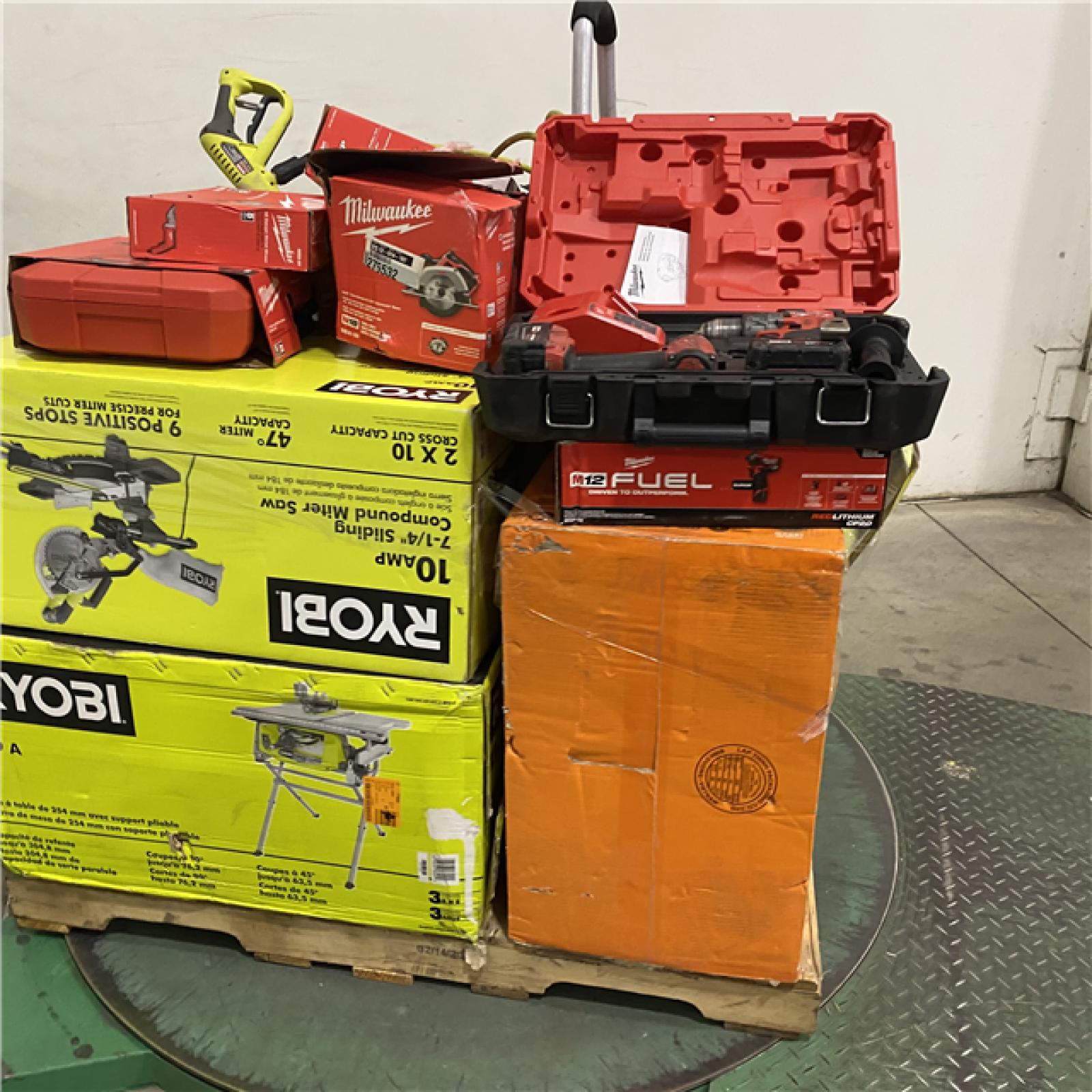 Dallas Location - As-Is Tool Pallet