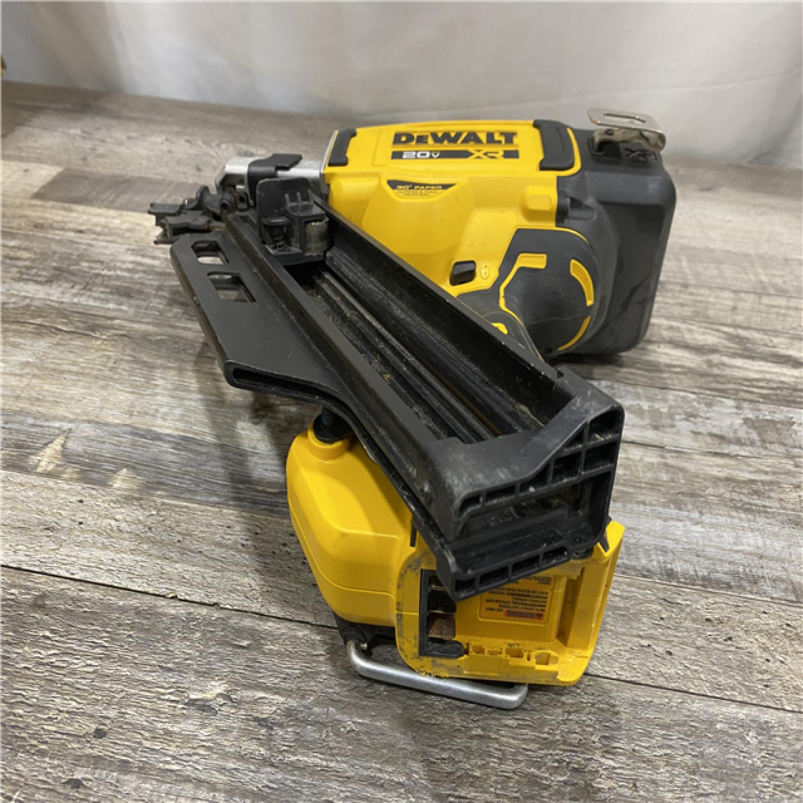 AS-IS DEWALT 20V 30 Degree Cordless Framing Nailer (Tool-Only)