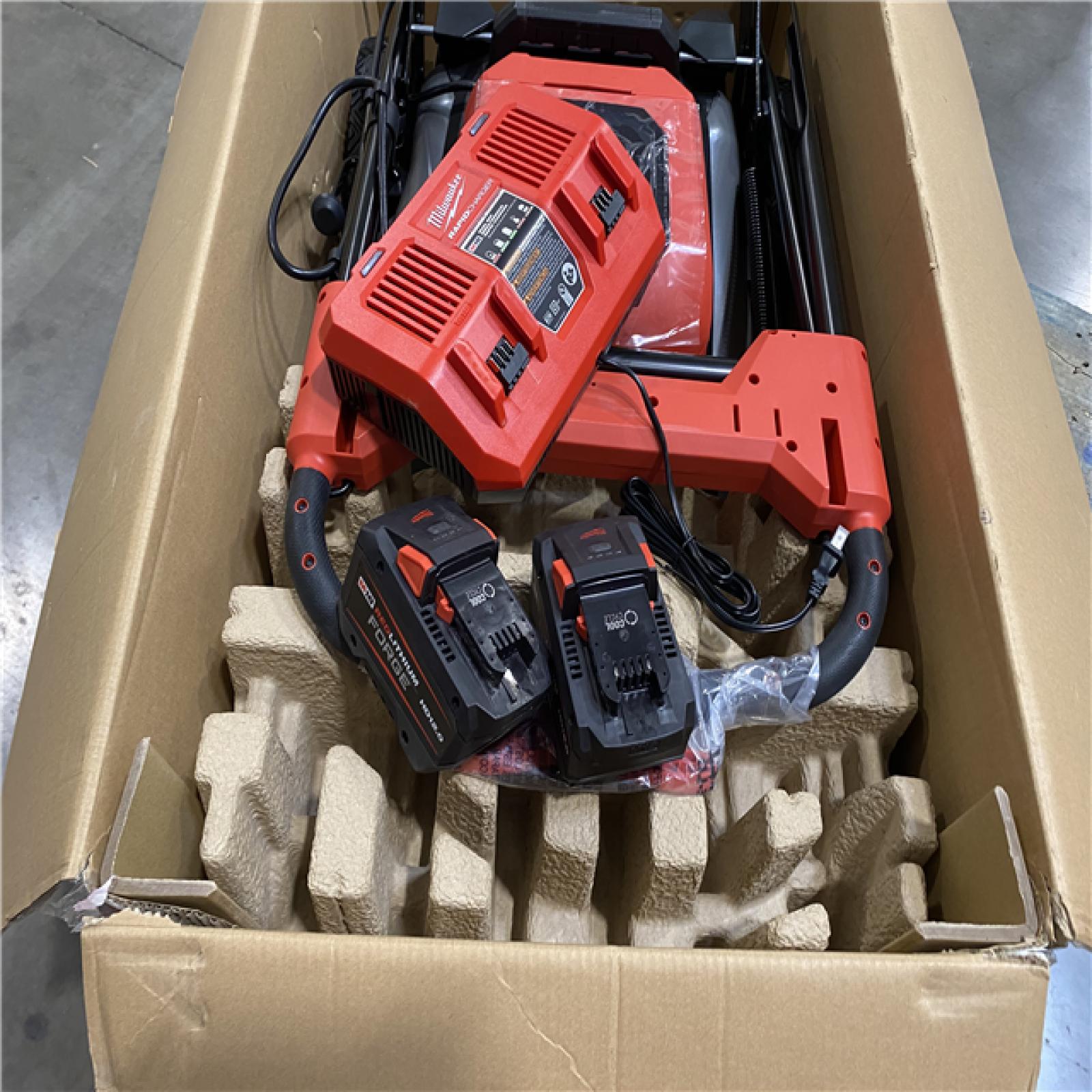 Dallas Location - As-Is 	Milwaukee M18 FUEL Brushless Cordless 21 in. Walk Behind Dual Battery Self-Propelled Mower Kit
