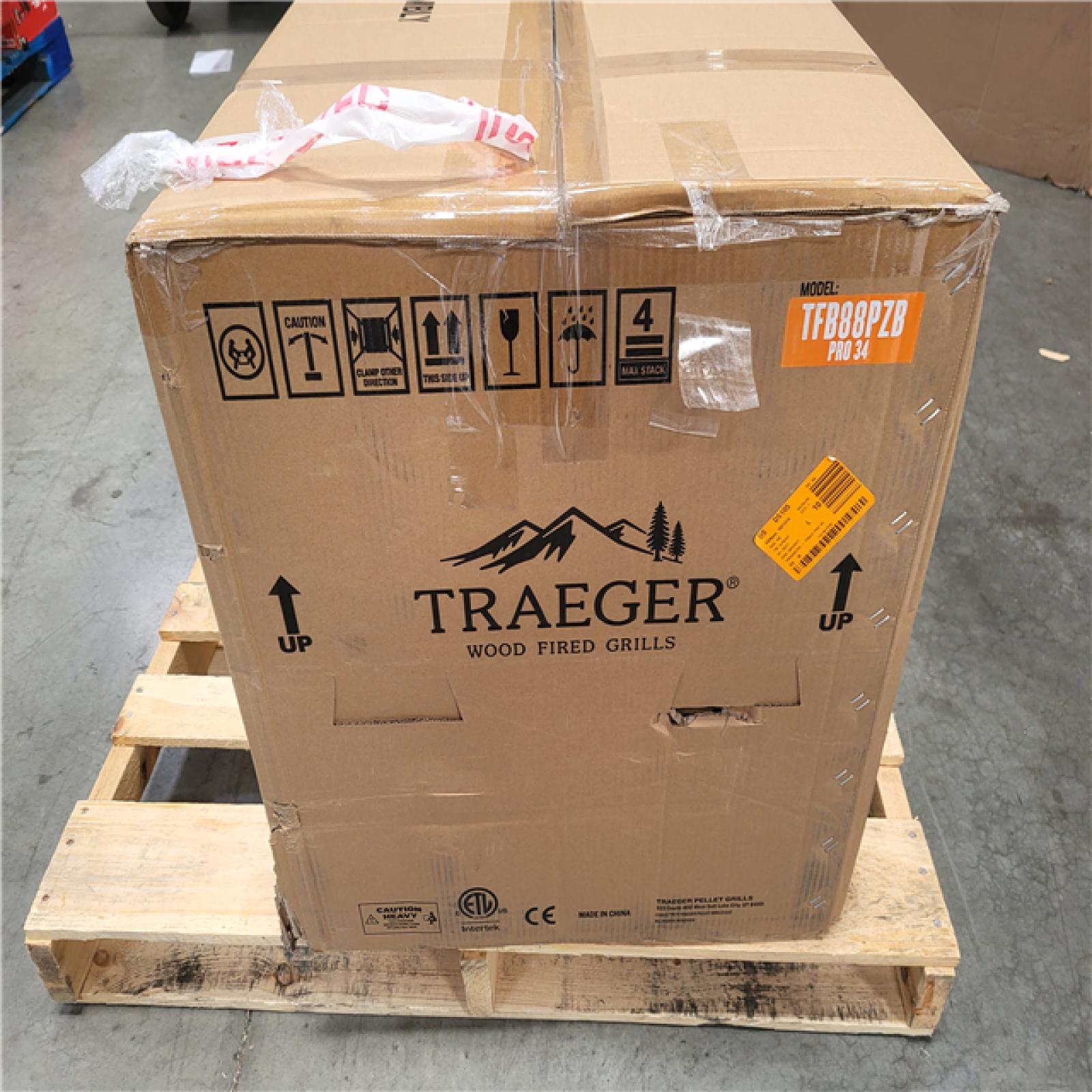 CALIFORNIA AS-IS APPEARS NEW TRAGER PRO SERIES 34-PELLET GRILL AND SMOKER