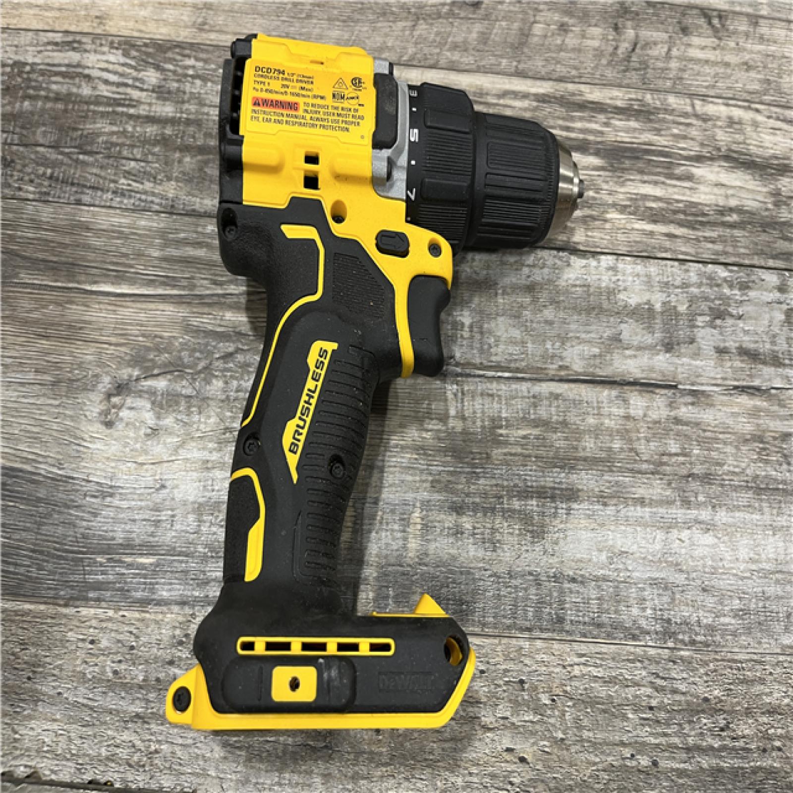 AS-IS DEWALT Atomic 20V Lithium-Ion Cordless Compact 1/2 in. Drill/Driver Kit
