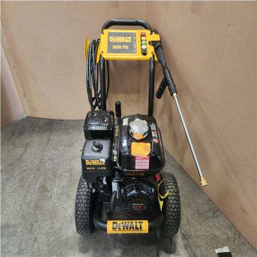 Phoenix LIKE NEW DEWALT 3600 PSI 2.5 GPM Cold Water Gas Professional Pressure Washer with HONDA GX200 Engine