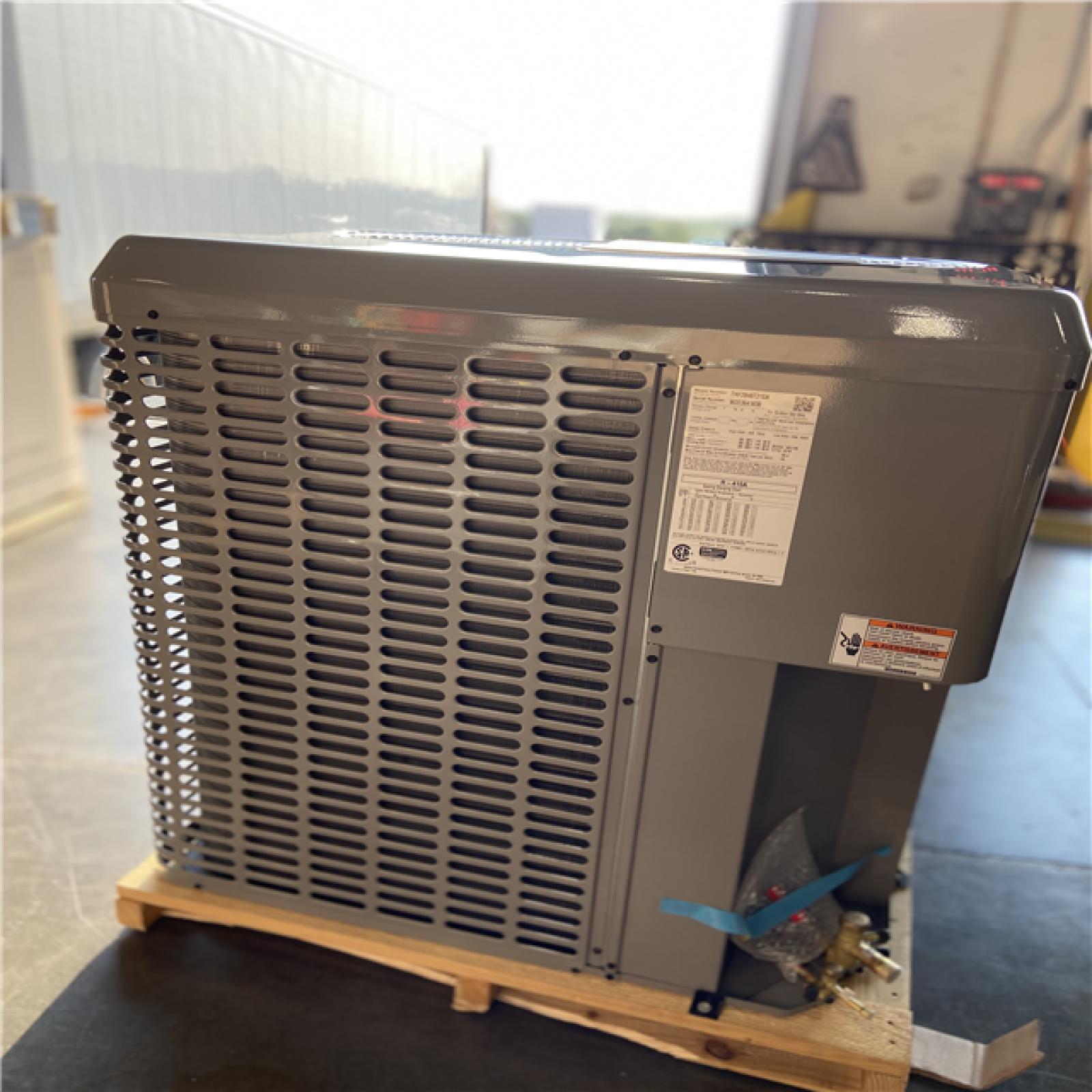 DALLAS LOCATION - Johnson Controls 4 Ton 15.2seer/7.8 Hspf 2-Stage Heat Pump