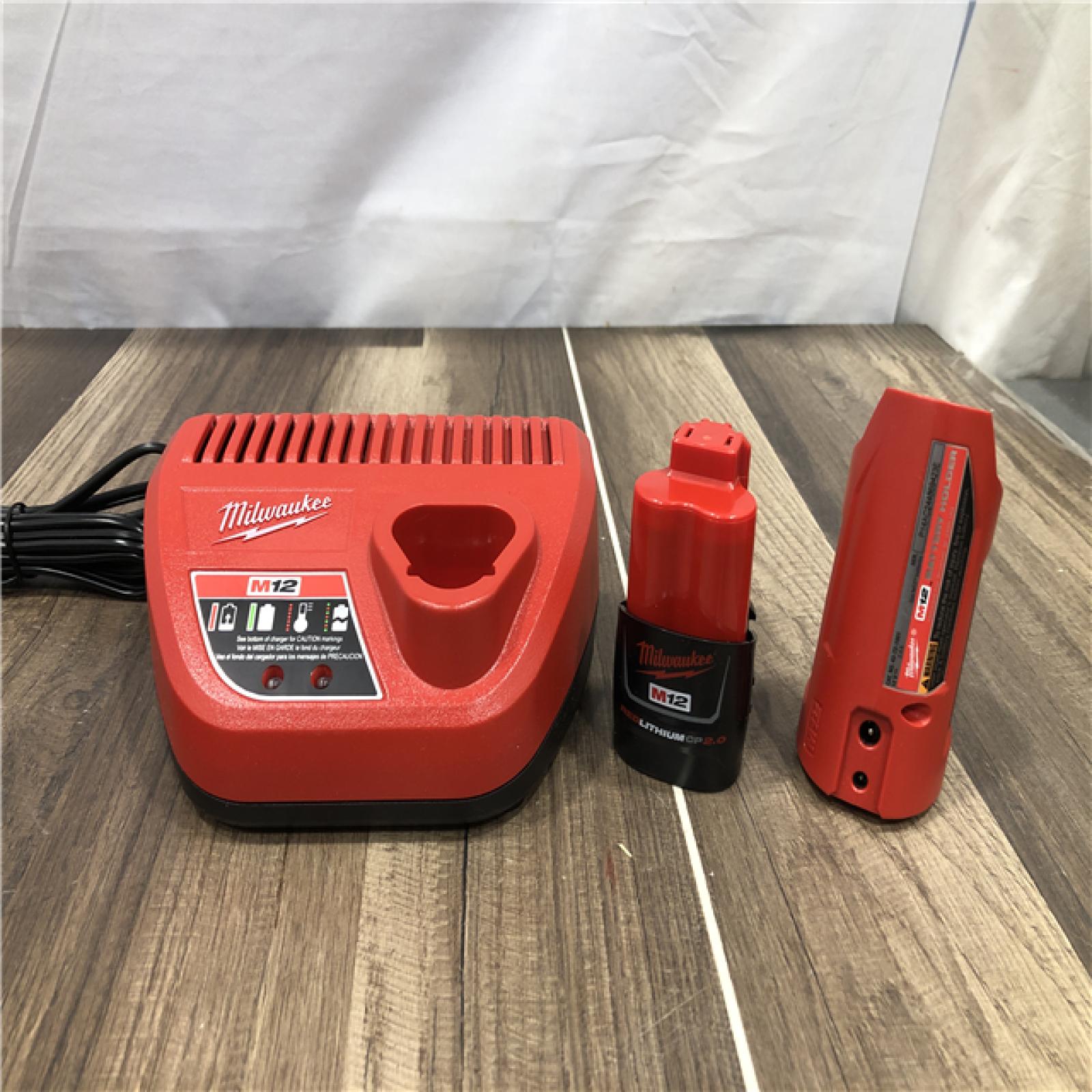 AS-IS Milwaukee Men's Large 12-Volt Lithium-Ion Cordless Axis Black Heated Vest Kit