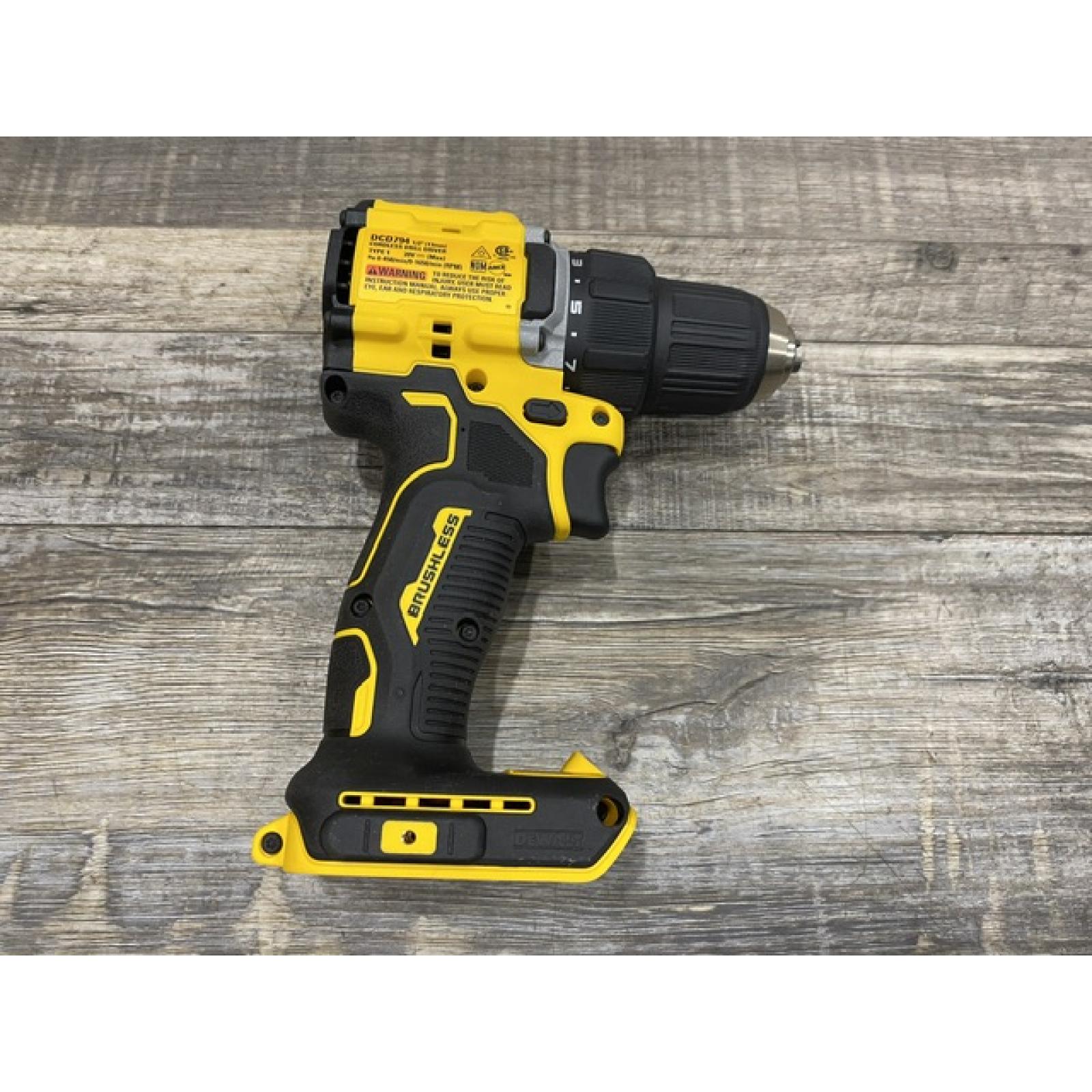 AS-IS DEWALT Atomic 20V Lithium-Ion Cordless Compact 1/2 in. Drill/Driver Kit