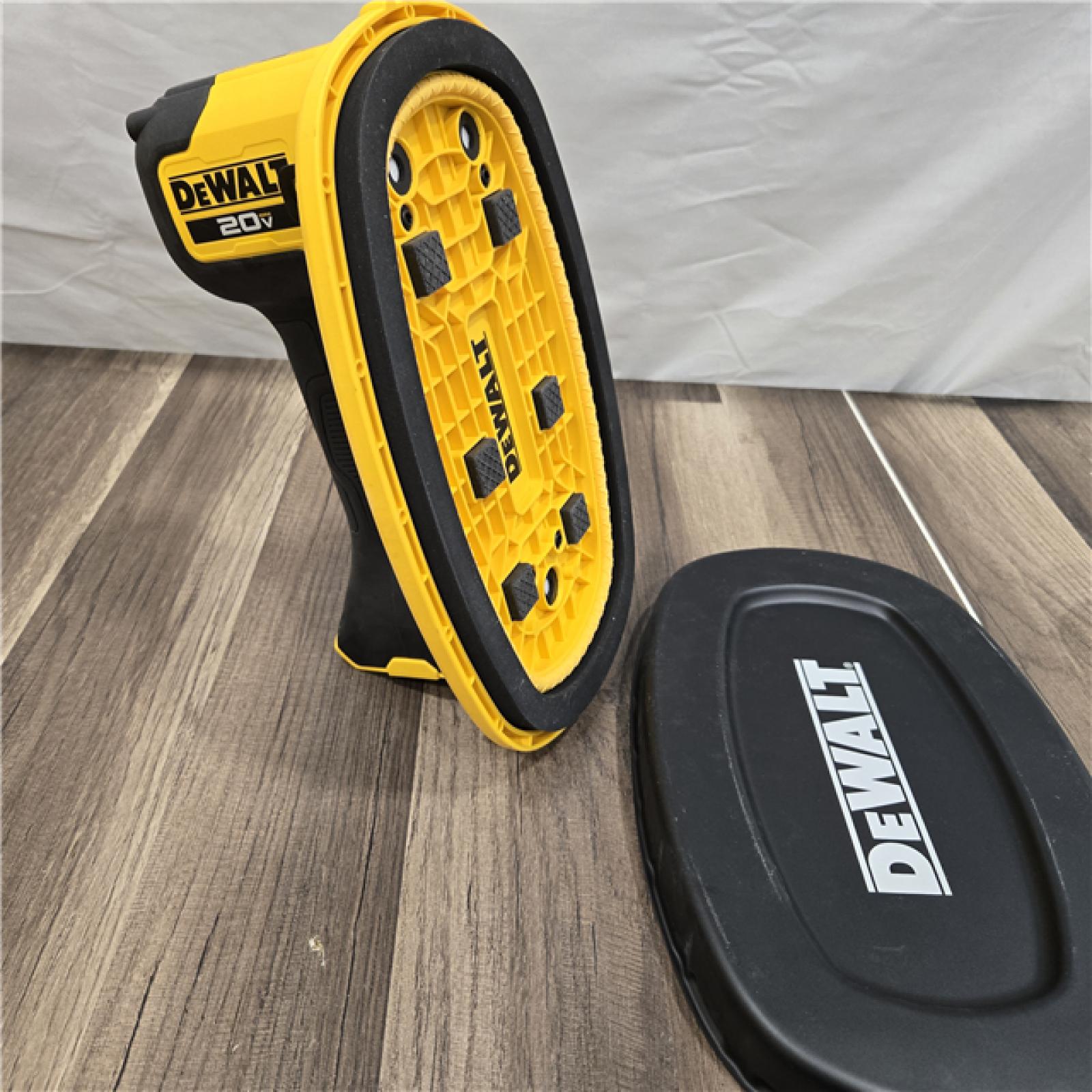 GOOD DeWalt 20V MAX GRABO Lifter  Tool Only