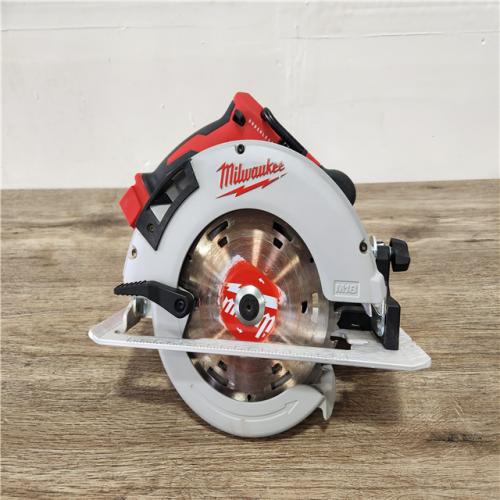 Phoenix Location LIKE NEW Milwaukee M18 18V Lithium-Ion Brushless Cordless 7-1/4 in. Circular Saw (Tool-Only)