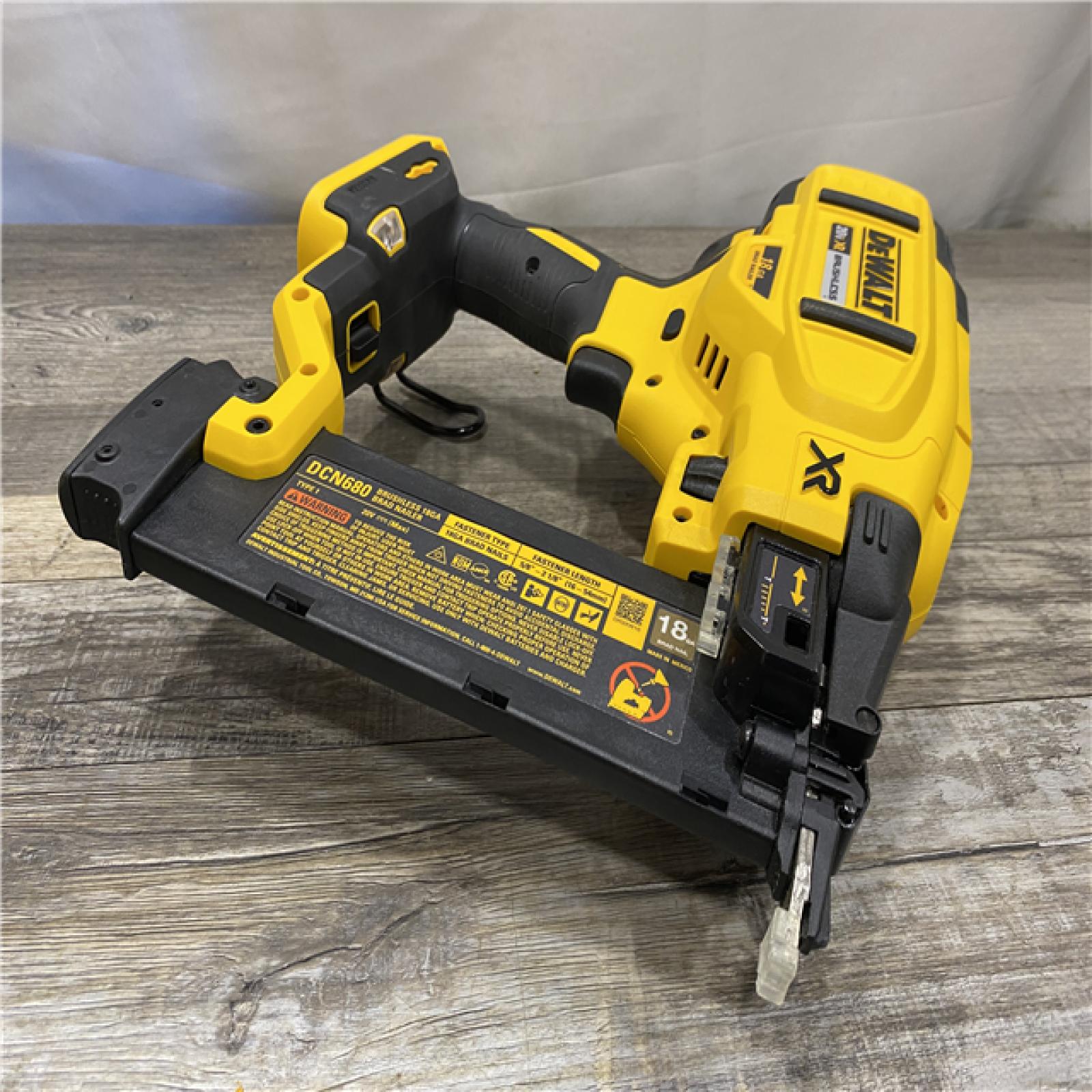 AS-IS DEWALT 20V MAX XR Lithium-Ion Electric Cordless 18-Gauge Brad Nailer (Tool Only)
