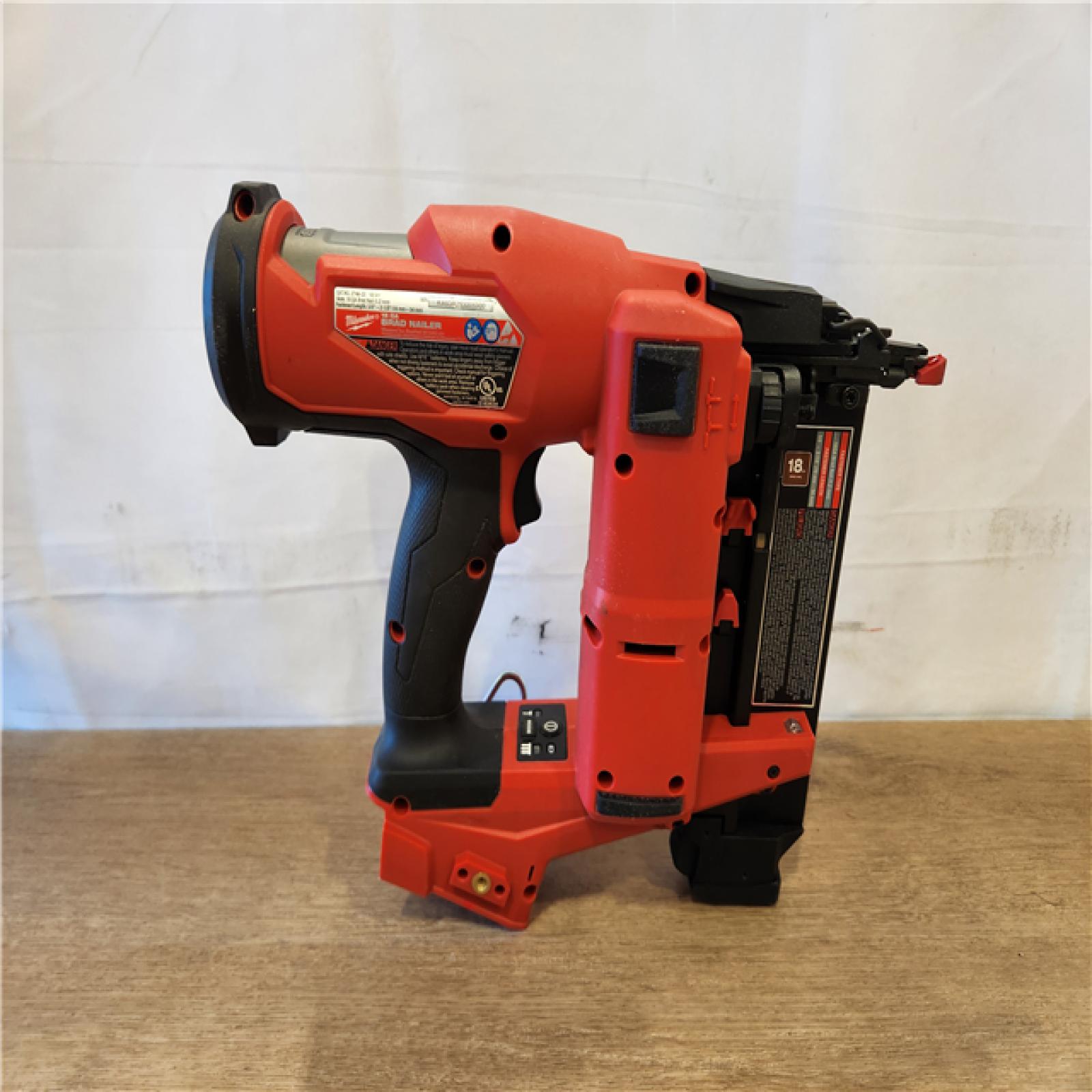 AS-IS- Milwaukee M18 FUEL 18 Gauge Brad Nailer