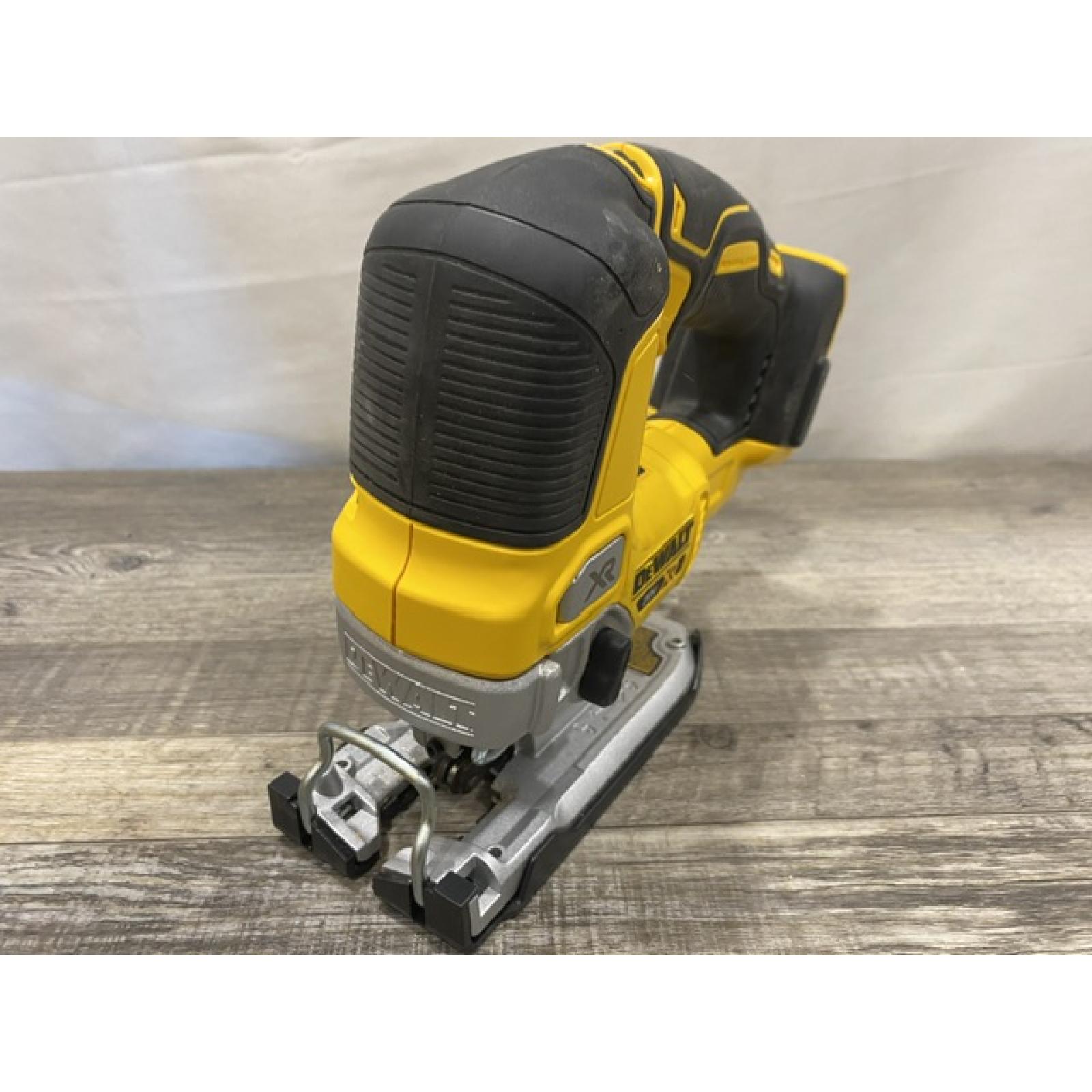 AS-IS DEWALT 20V MAX XR Cordless Brushless Jigsaw (Tool Only)