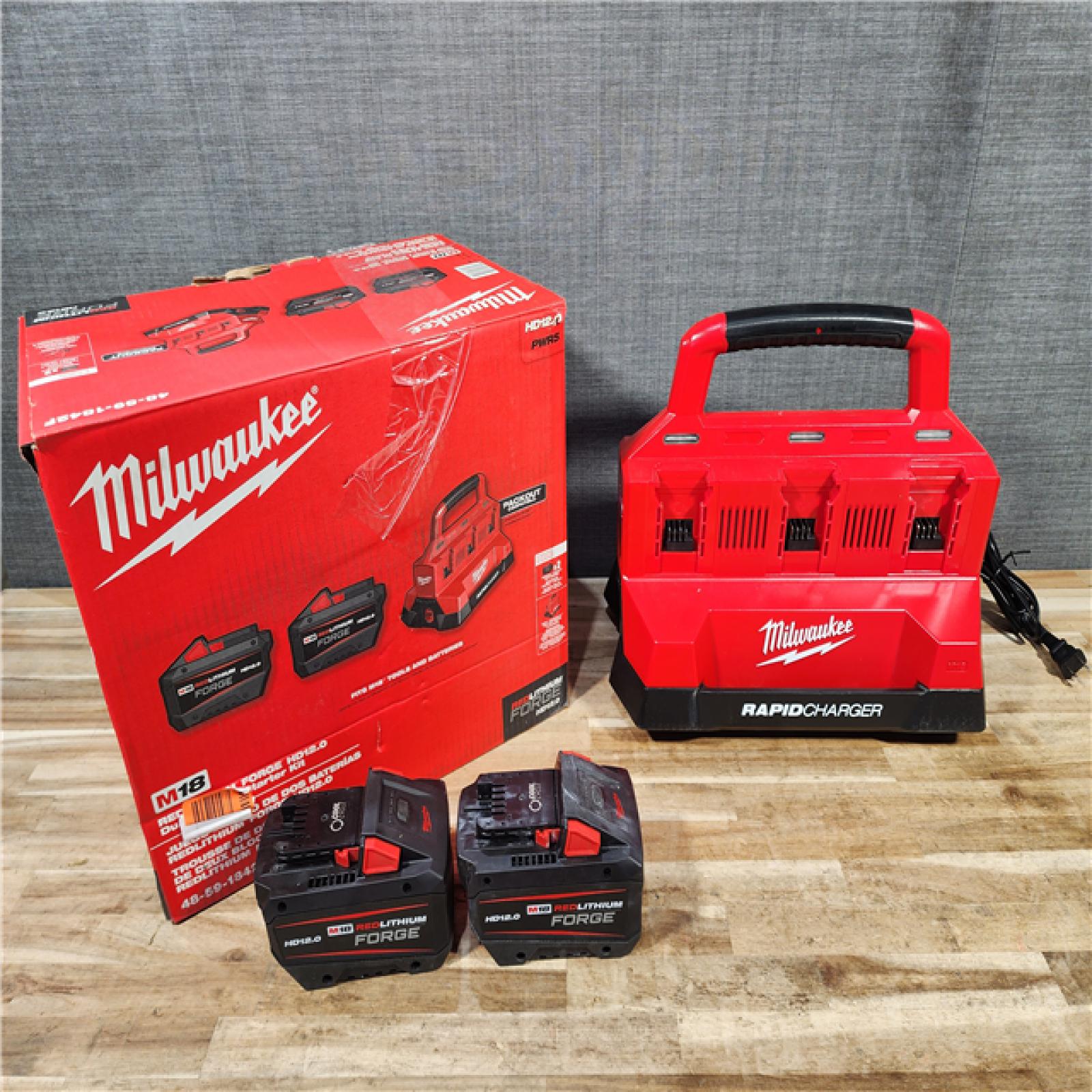 HOUSTON LOCATION - AS-IS Milwaukee 18V Lithium-Ion REDLITHIUM FORGE Starter Kit with (2) 12.0 Ah Battery Pack and PACKOUT 6-Port Rapid Charger
