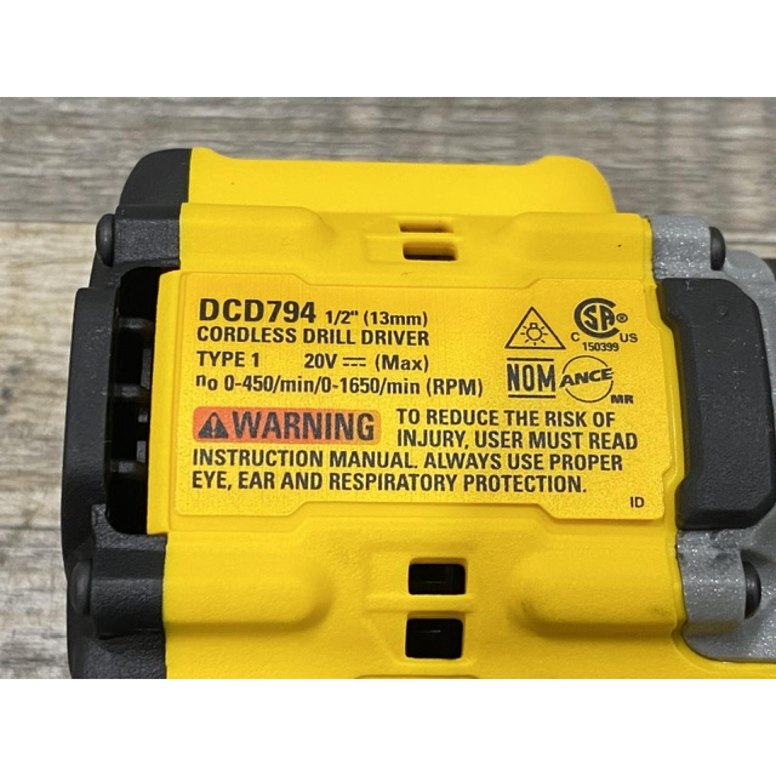 AS-IS DEWALT Atomic 20V Lithium-Ion Cordless Compact 1/2 in. Drill/Driver Kit