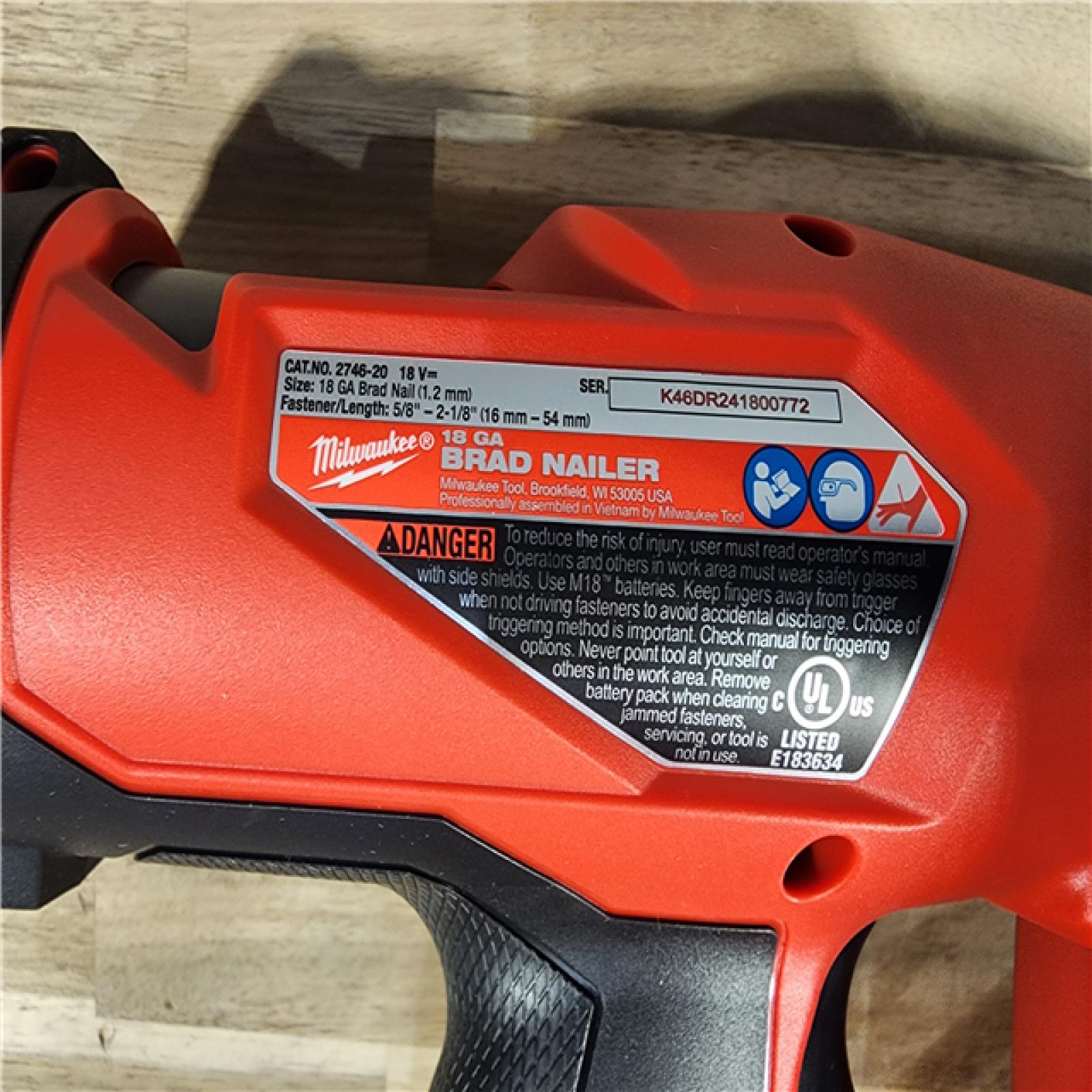 HOUSTON LOCATION - AS-IS (APPEARS LIKE NEW) Milwaukee M18 Fuel 18V Brushless 18-Gauge Brad Nailer 2746-20 (Bare Tool)