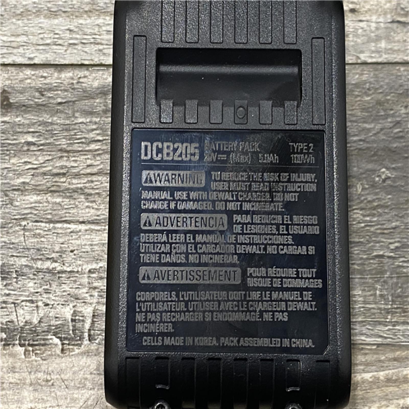 AS-IS DEWALT 20V MAX Lithium-Ion Cordless 1/2 in. Impact Wrench Kit