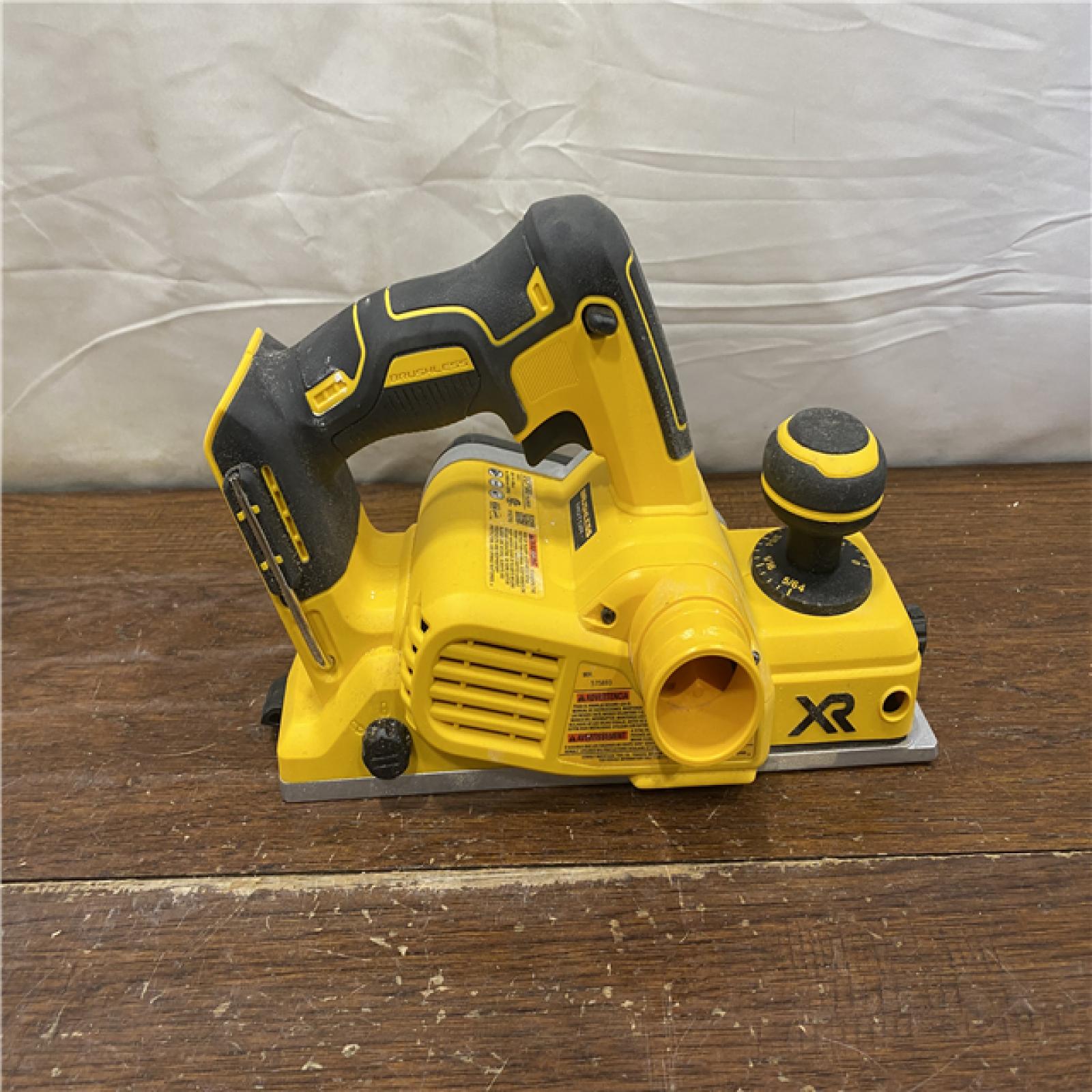 AS-IS DEWALT DCP580B 20V MAX Lithium Ion Brushless Planer