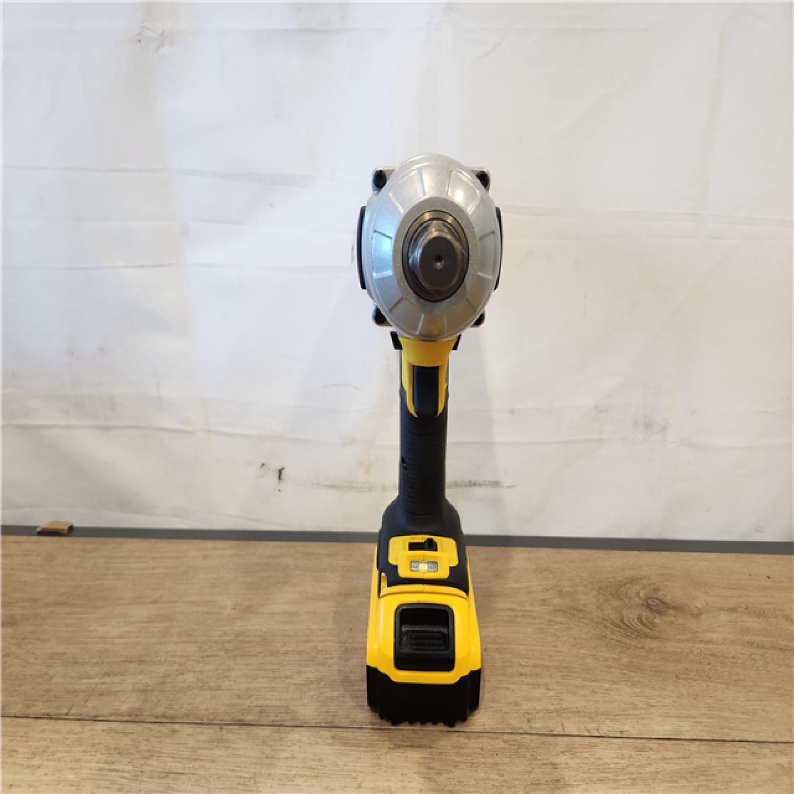 AS-IS- DEWALT 20V MAX Lithium-Ion Cordless 1/2 in. Impact Wrench Kit