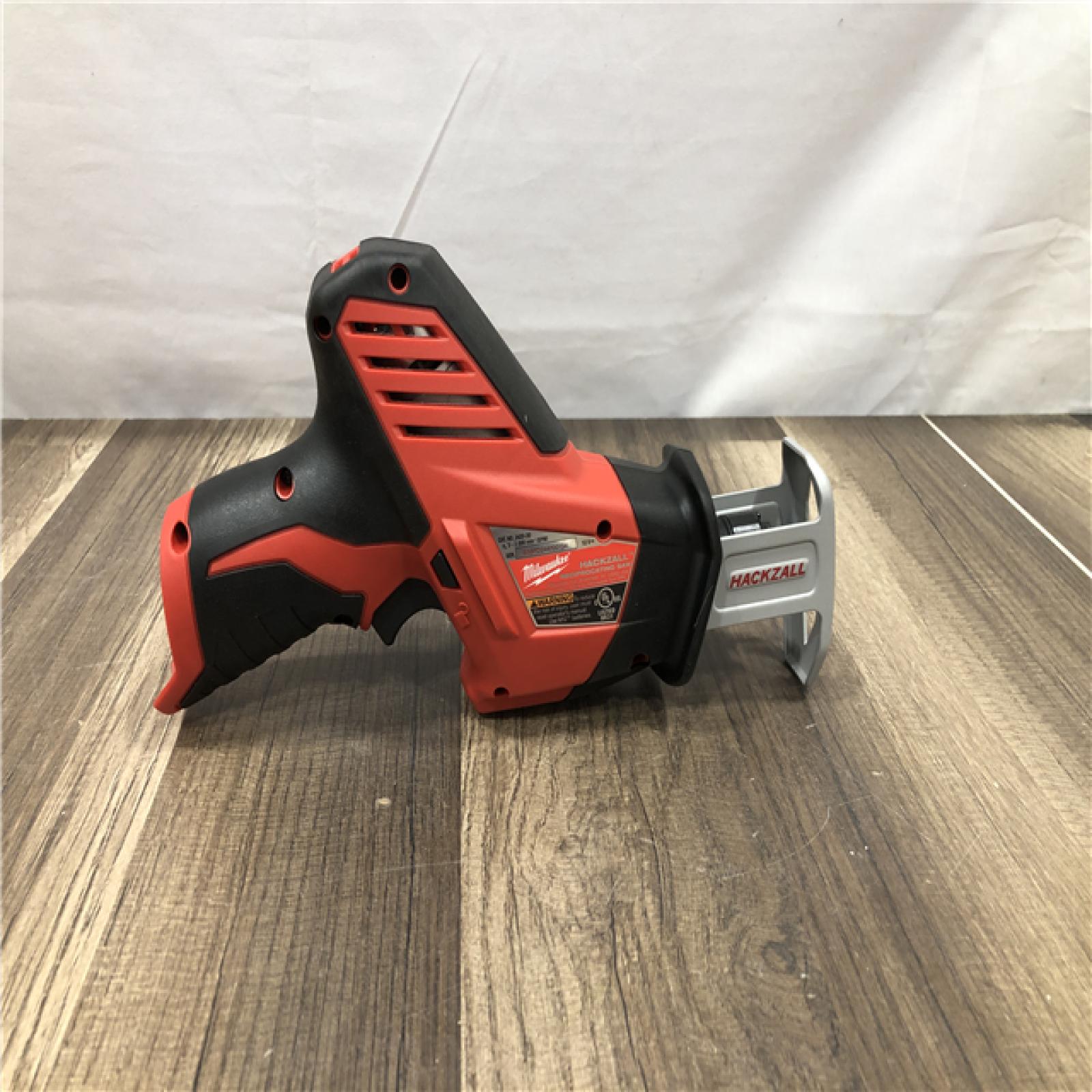 AS-IS Milwaukee 12V Lithium-Ion HACKZALL Cordless Reciprocating Saw Kit