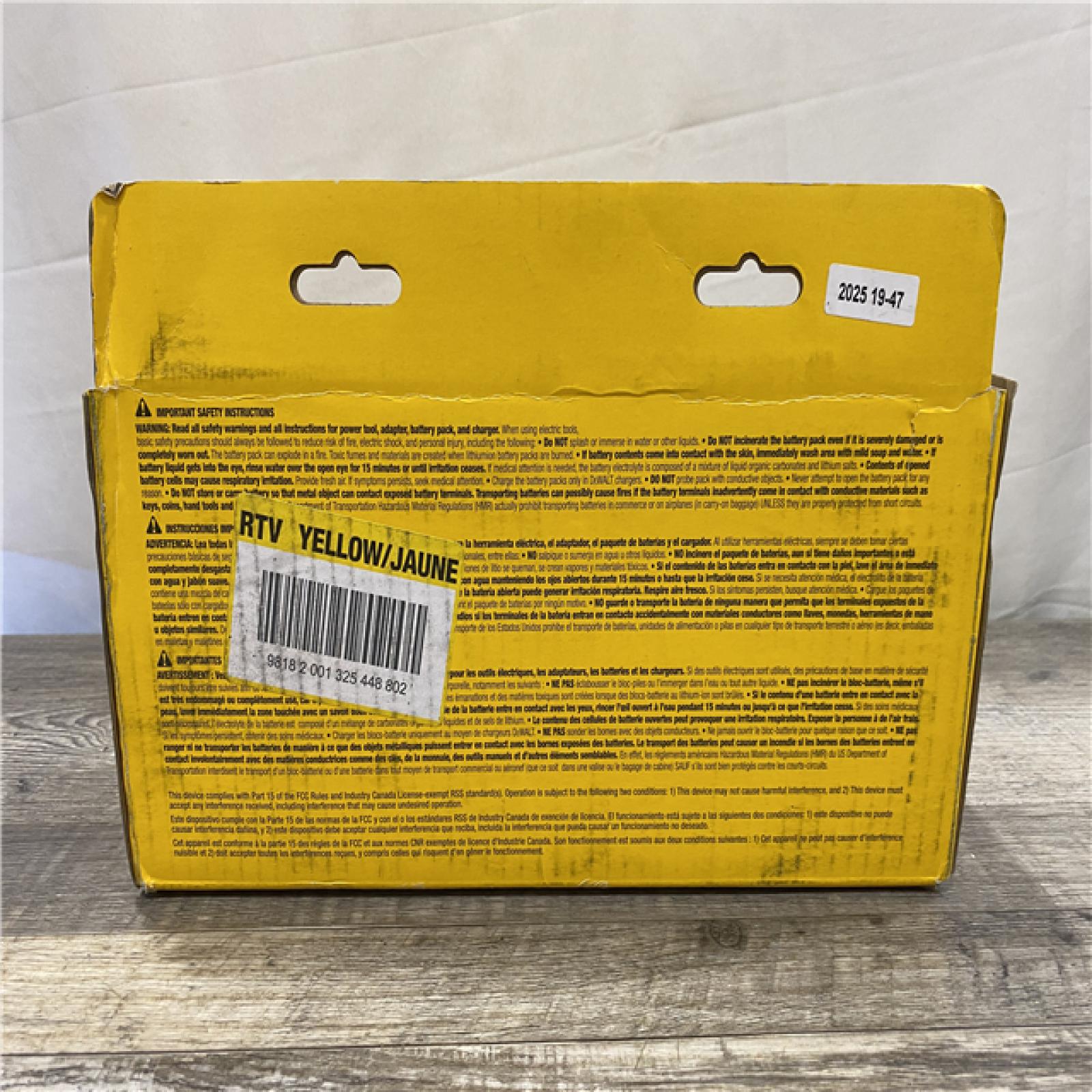 NEW - DEWALT 20V MAX Lithium-Ion Starter Kit