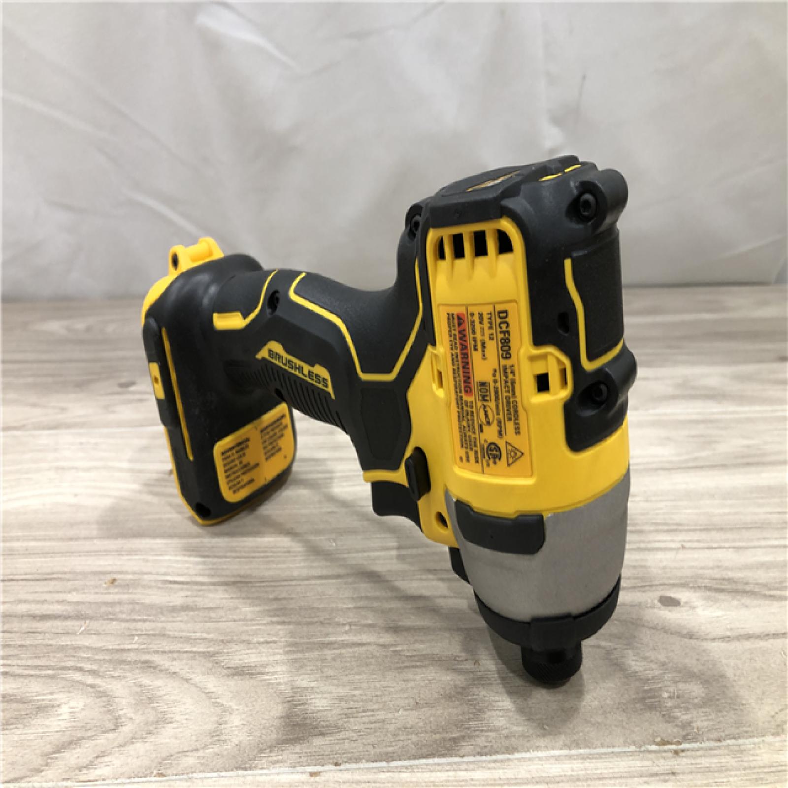 AS-IS DEWALT ATOMIC 20-Volt MAX Lithium-Ion Cordless Combo Kit